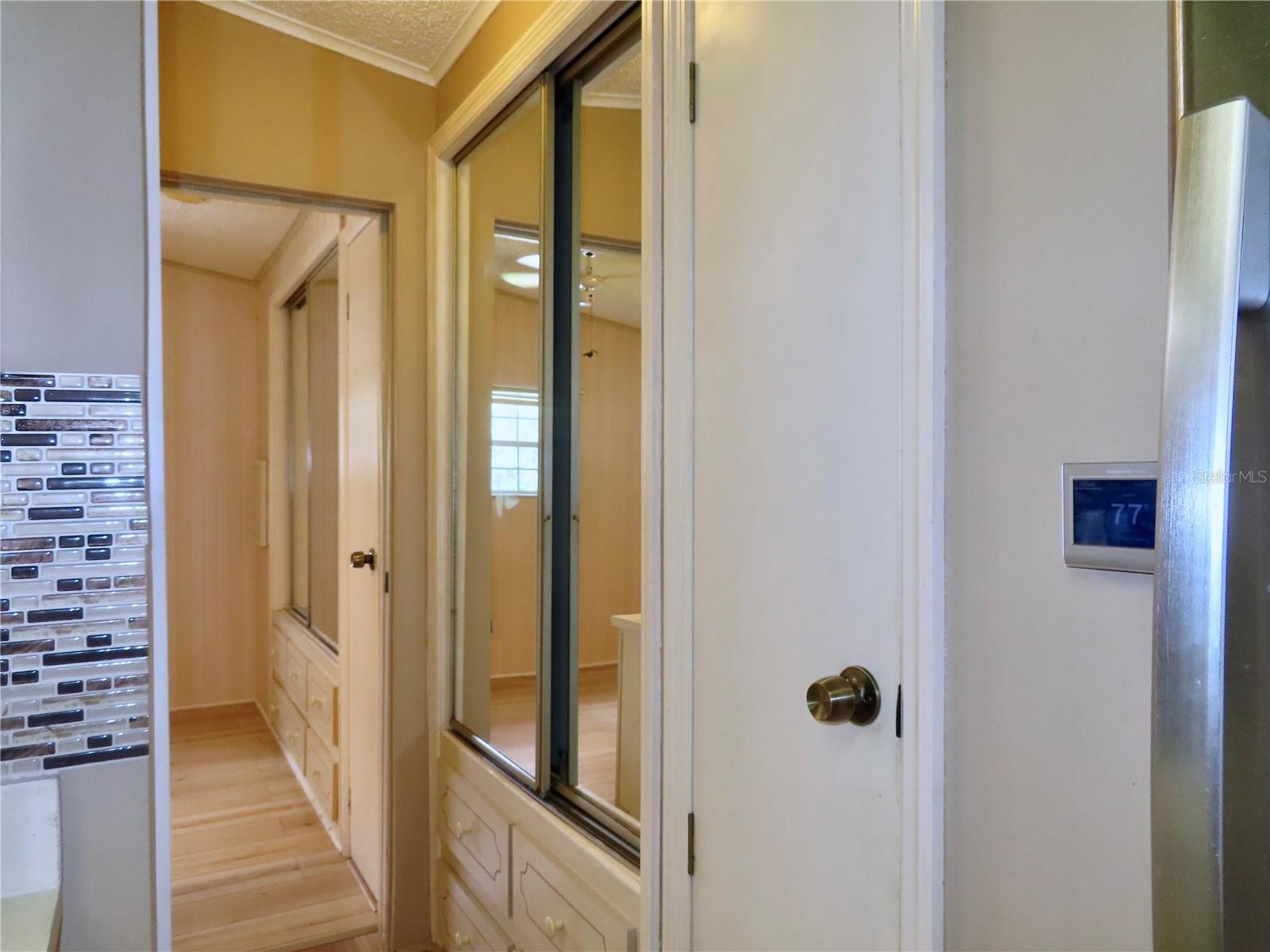 35246 TIFFANI LOT 63 CT