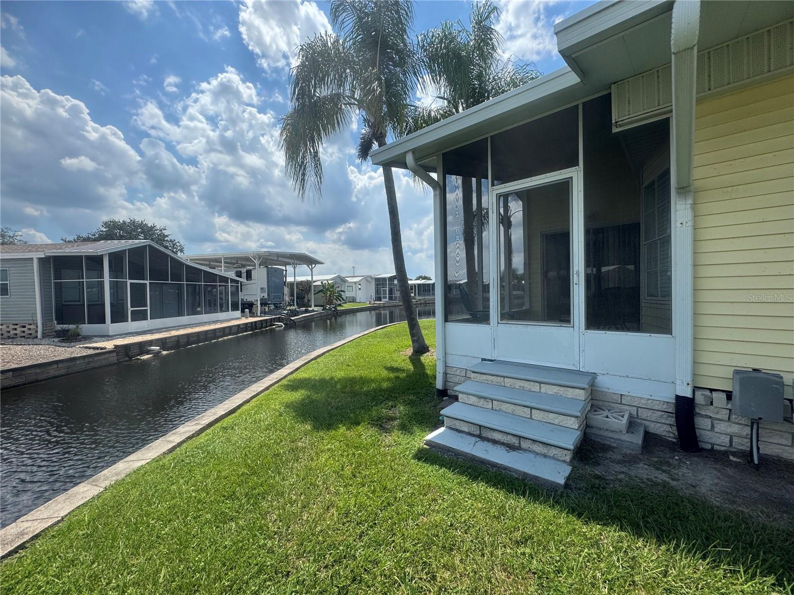 35246 TIFFANI LOT 63 CT