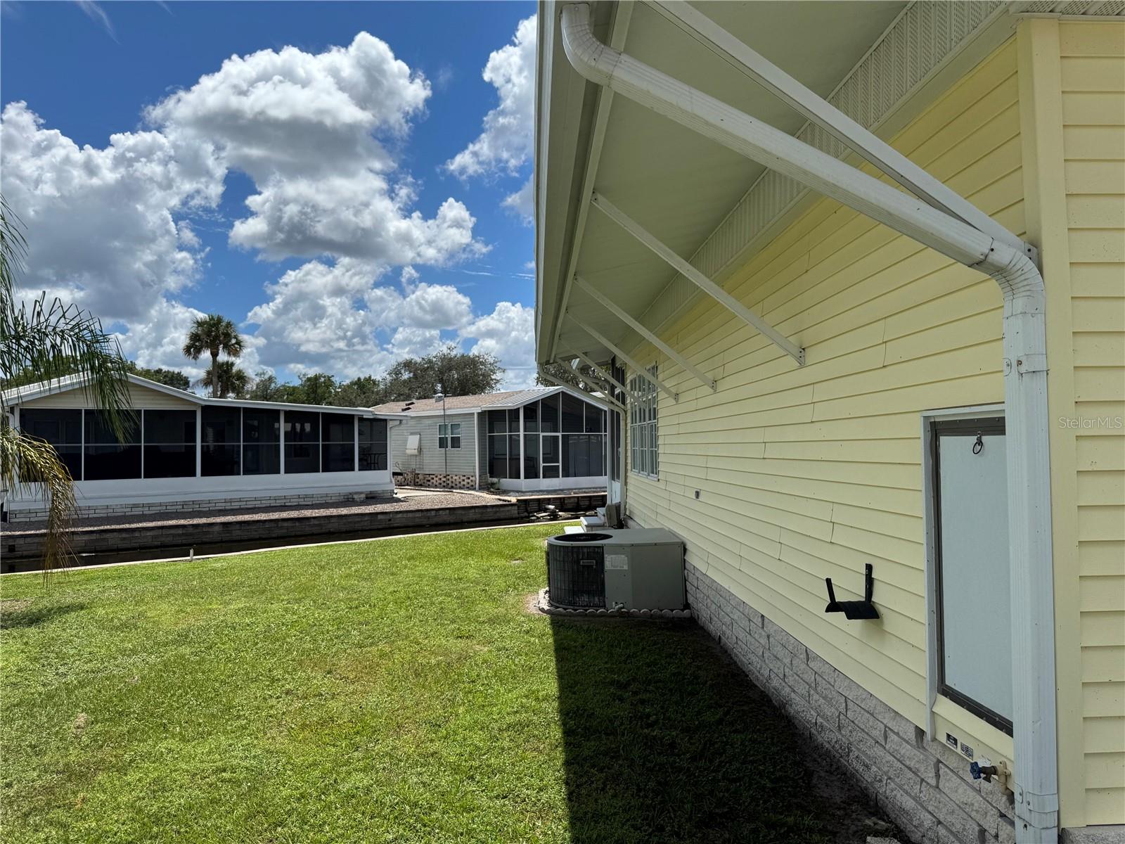 35246 TIFFANI LOT 63 CT