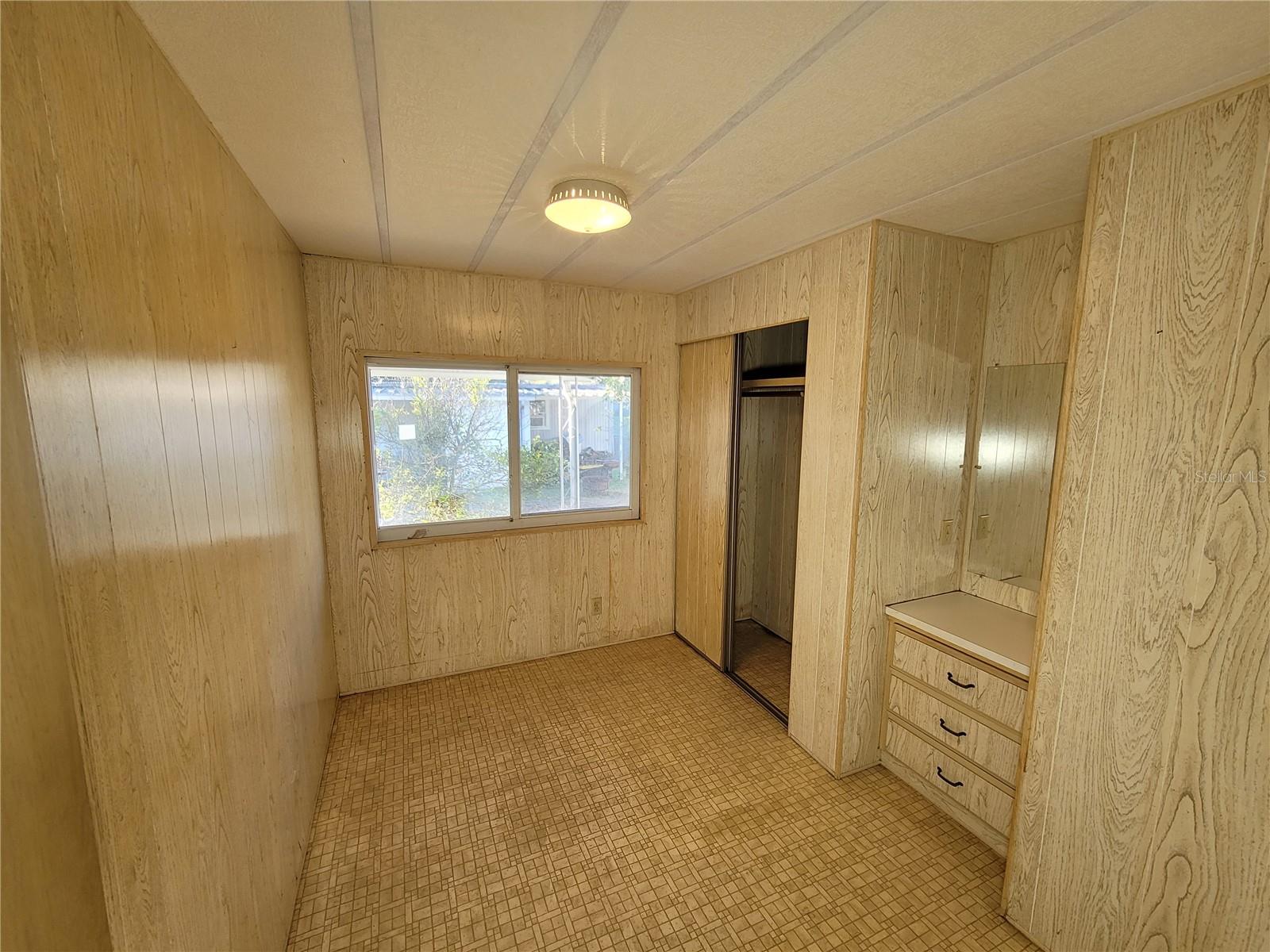 5021 HILL DR