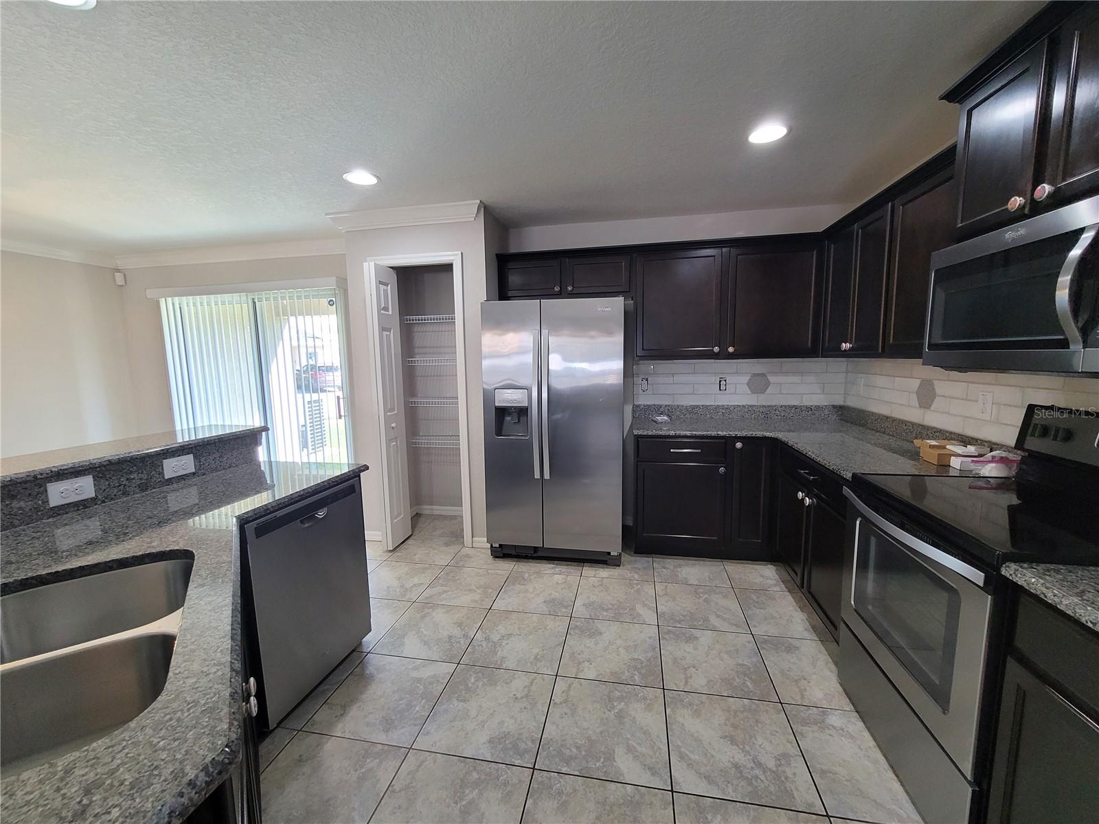 27542 DESERT WILLOW WAY