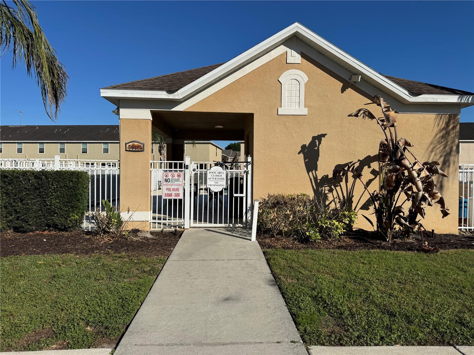 27542 DESERT WILLOW WAY