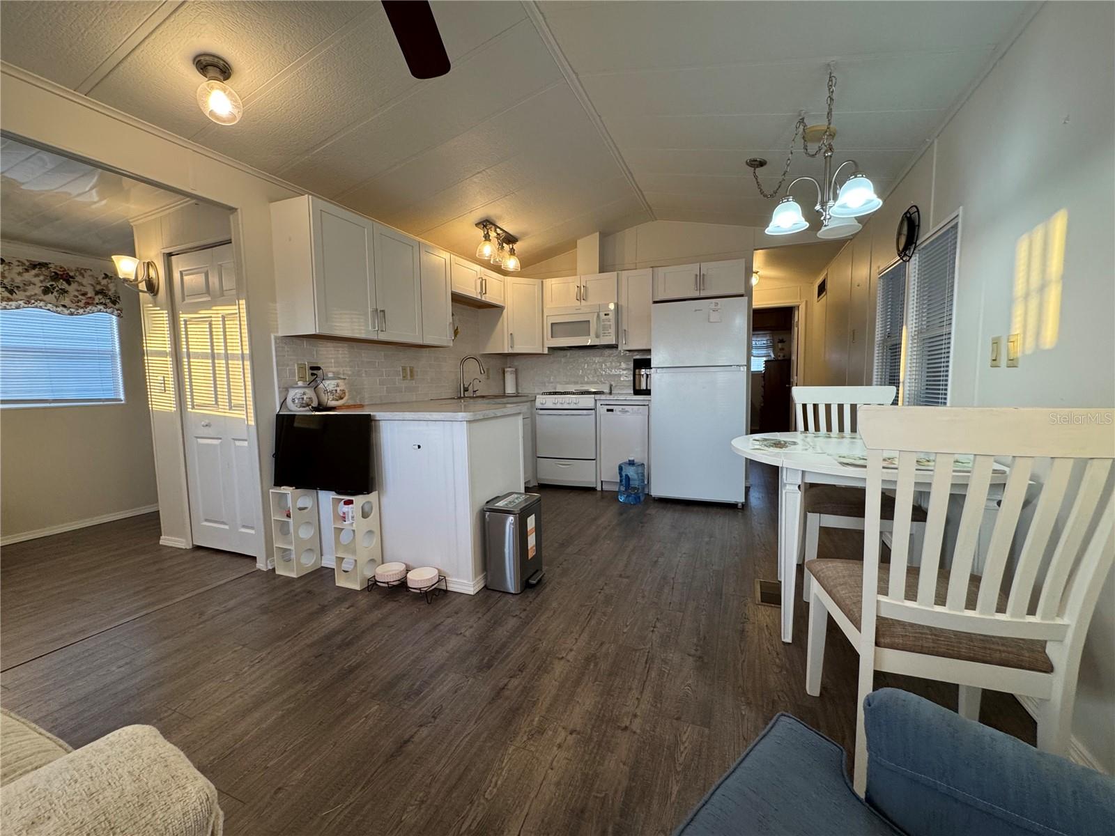 35101 CONDOMINIUM BLVD #239