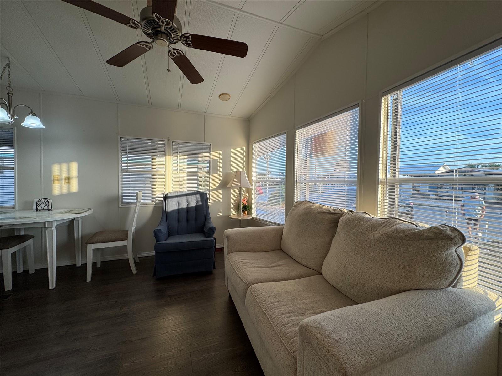 35101 CONDOMINIUM BLVD #239