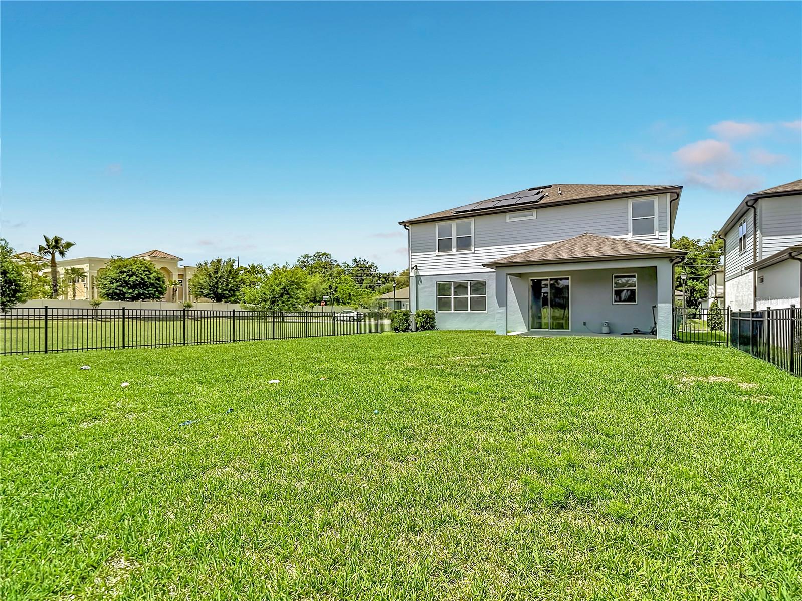 6136 BRADFORD WOODS DR