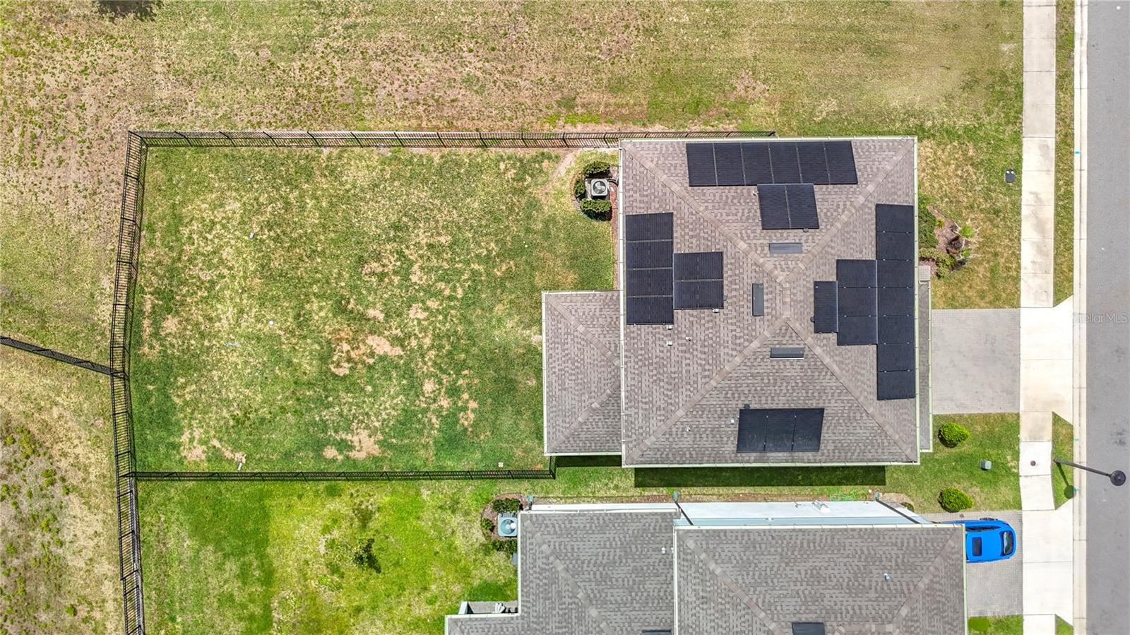 6136 BRADFORD WOODS DR