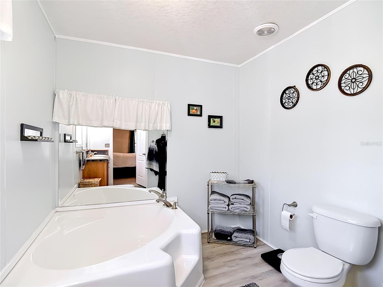 5 Acre Homestead Property in Zephyrhills FL | RV Parking + Pole Barn | Coldwell Banker AquaTerra