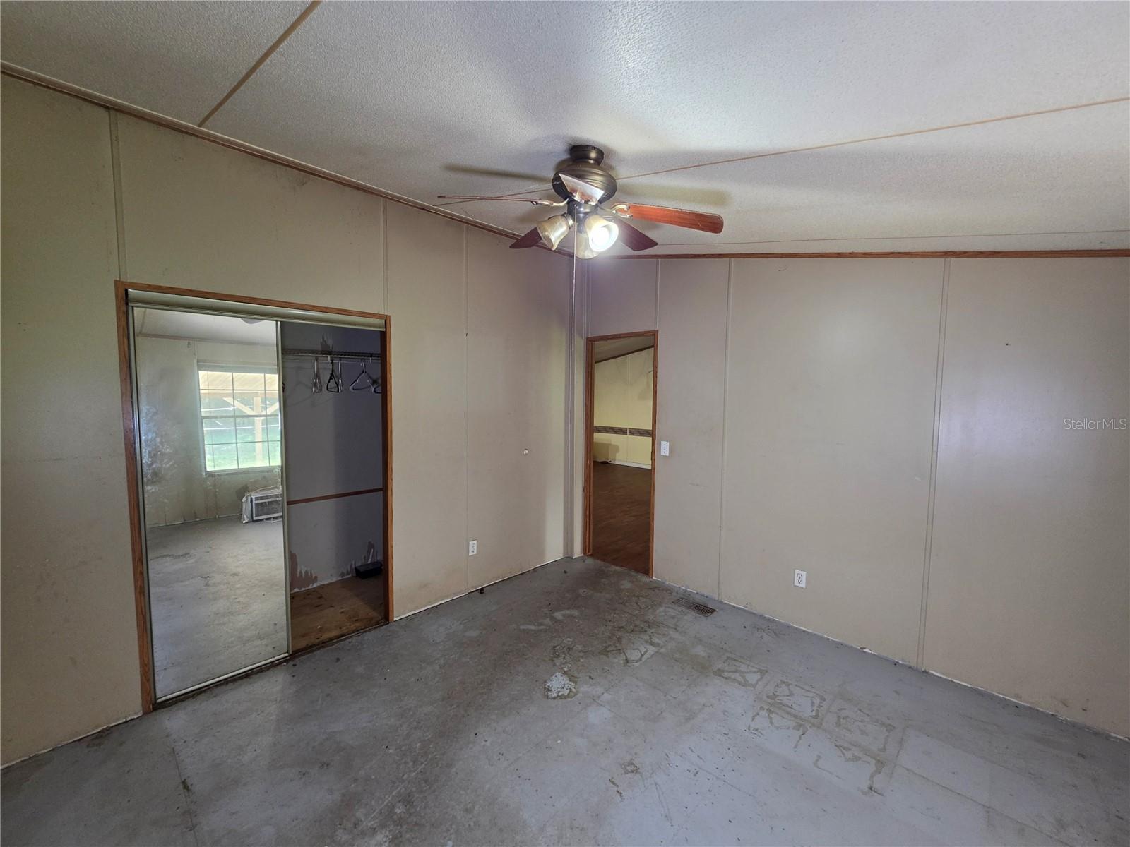 3642 KALMAN DR