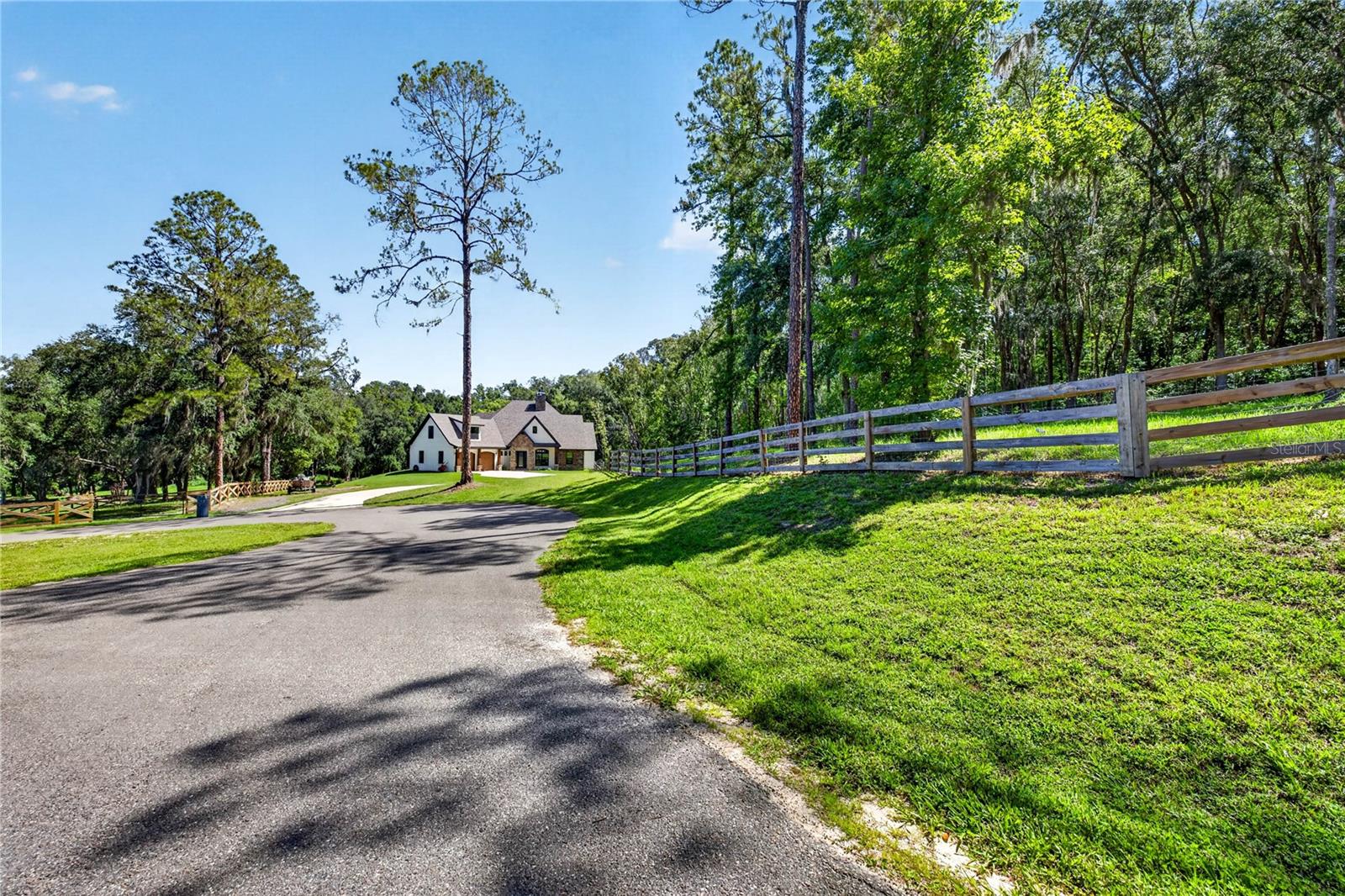 17265 MEADOW BLUFF VW