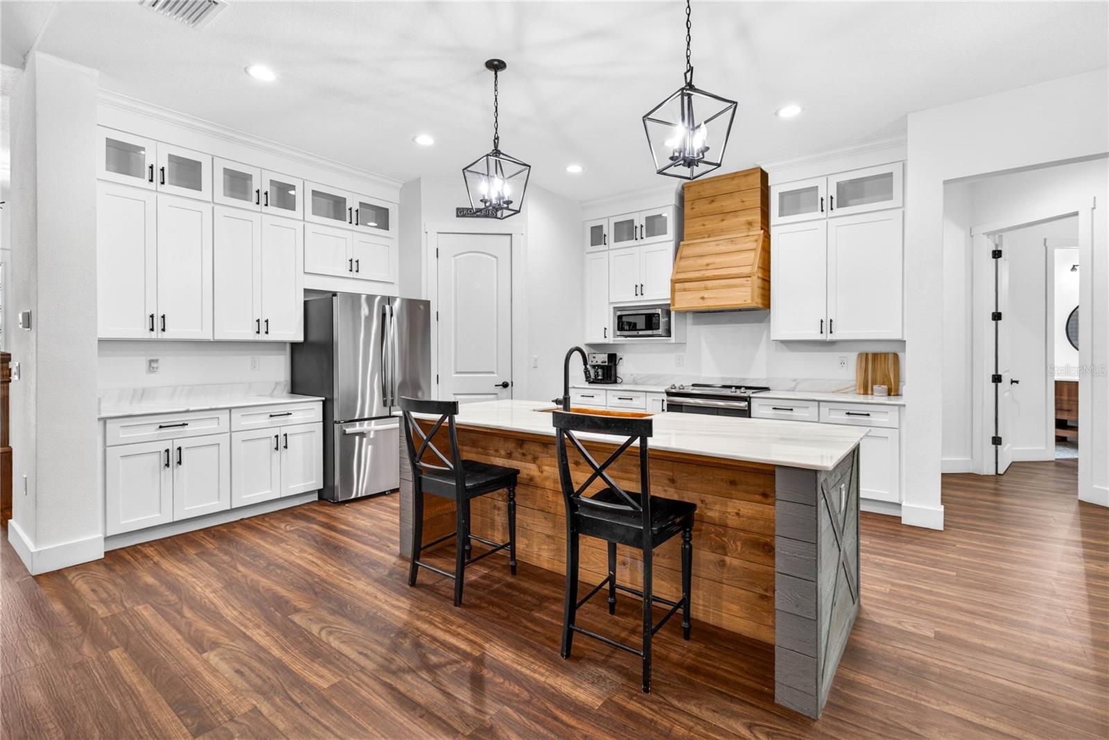 17265 MEADOW BLUFF VW