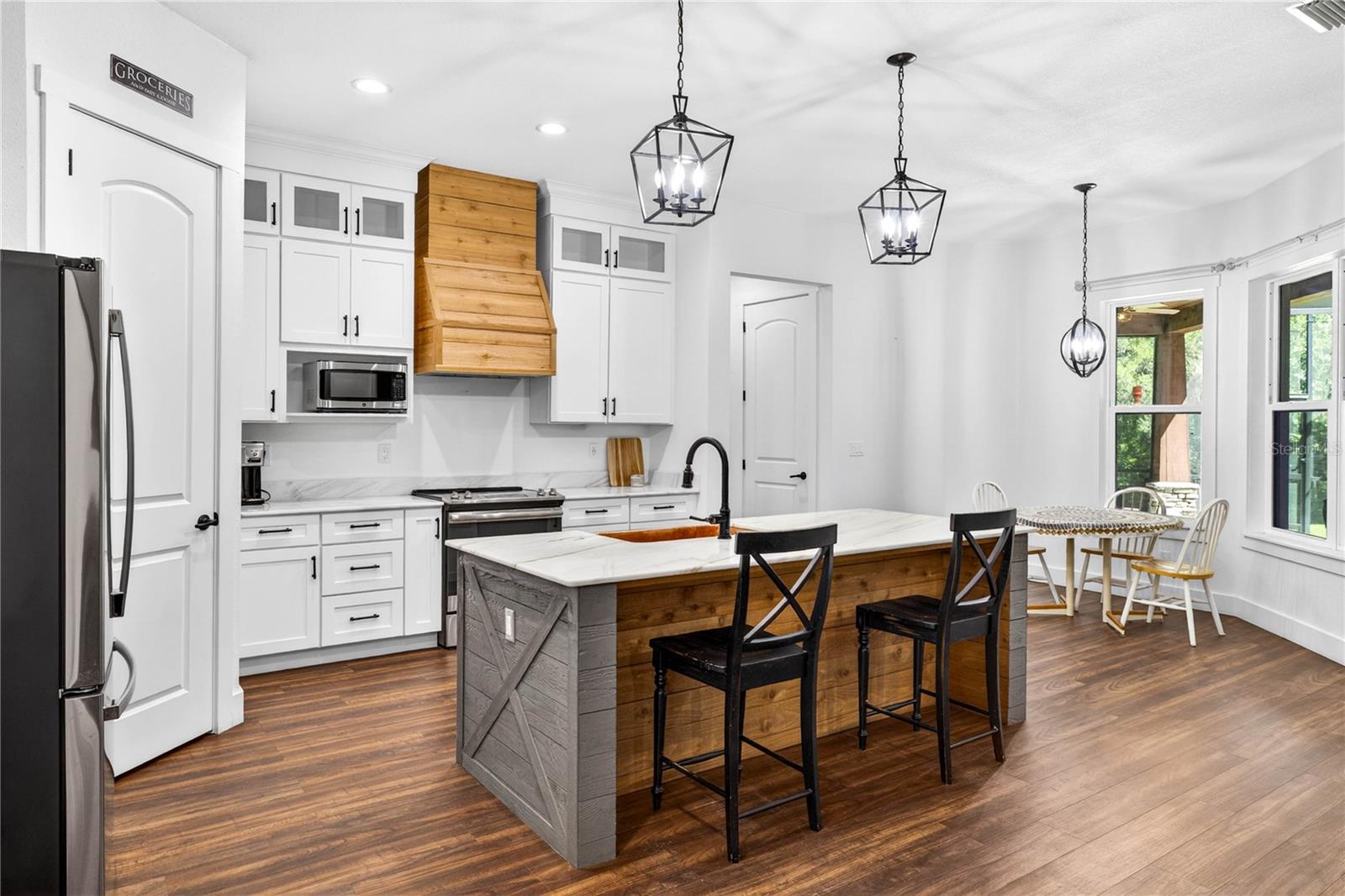 17265 MEADOW BLUFF VW