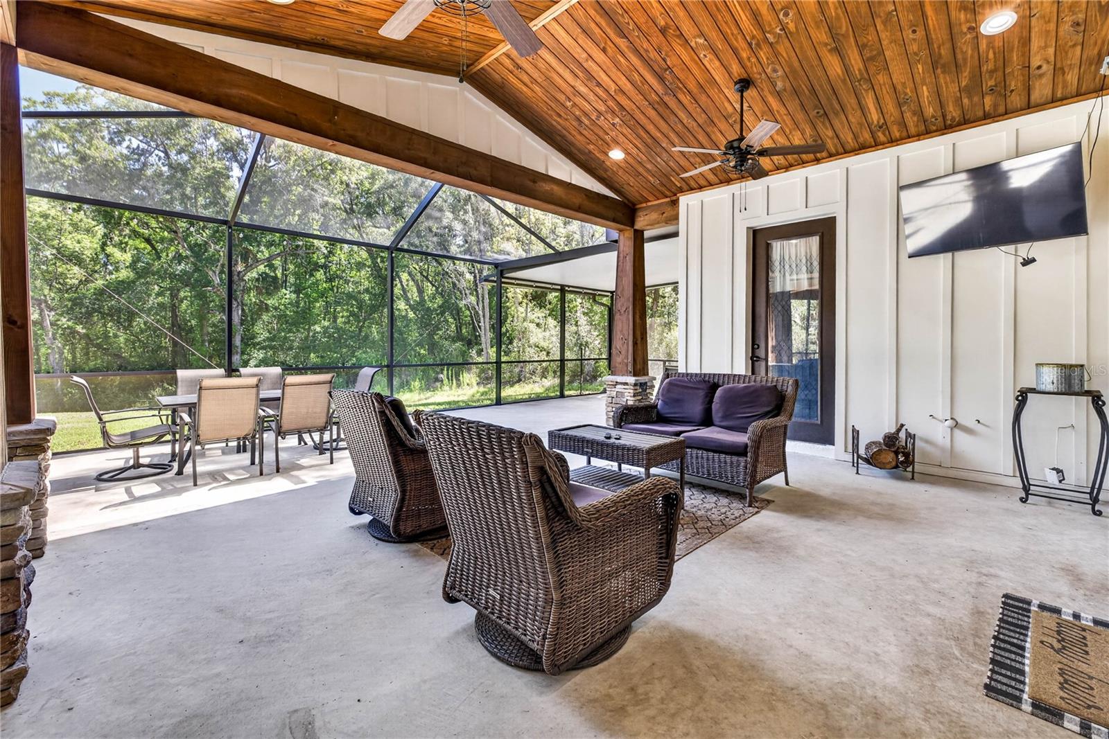17265 MEADOW BLUFF VW