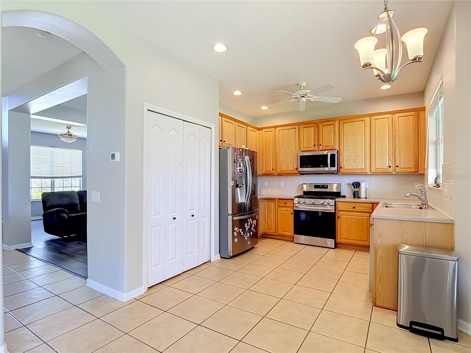 4129 TARKINGTON DR