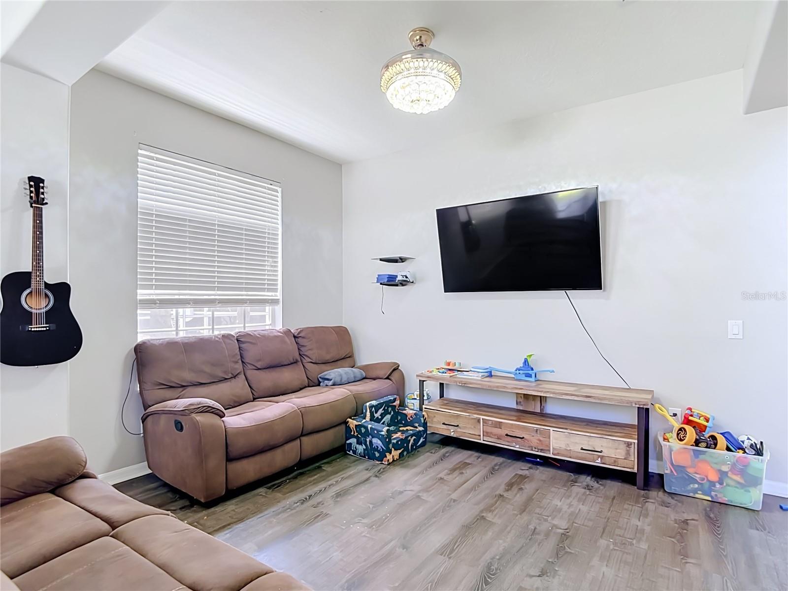 4129 TARKINGTON DR