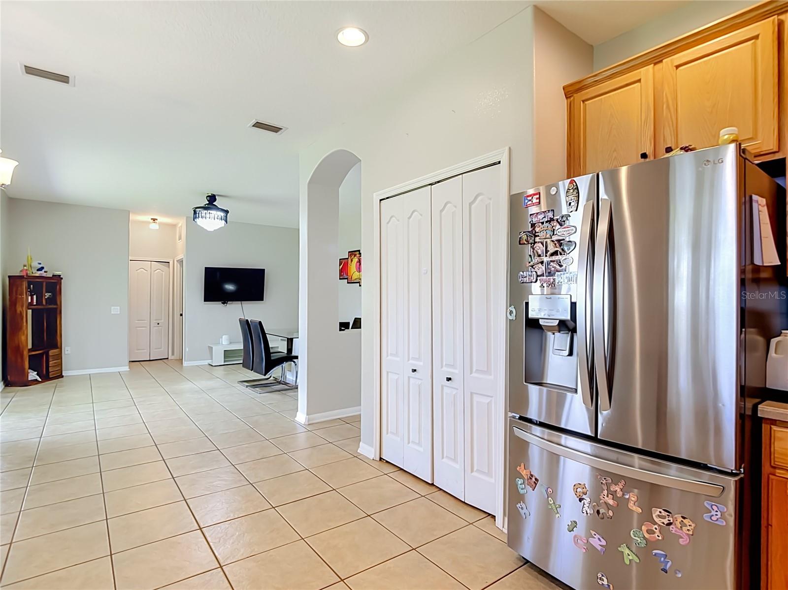 4129 TARKINGTON DR