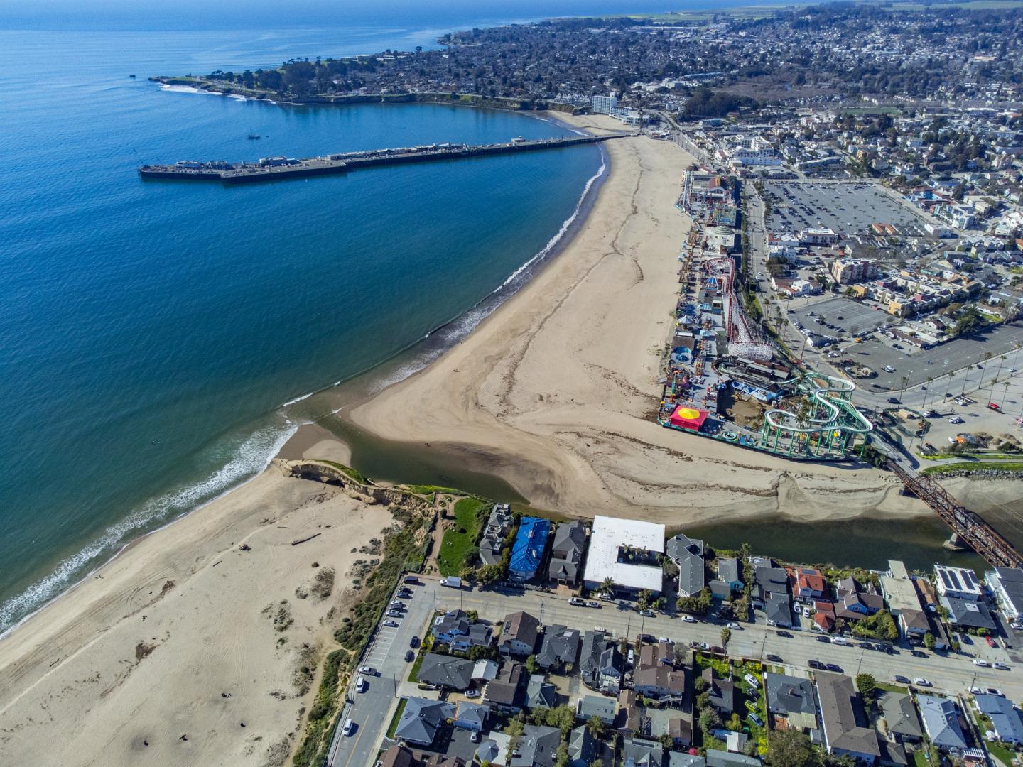 1130 East Cliff Drive