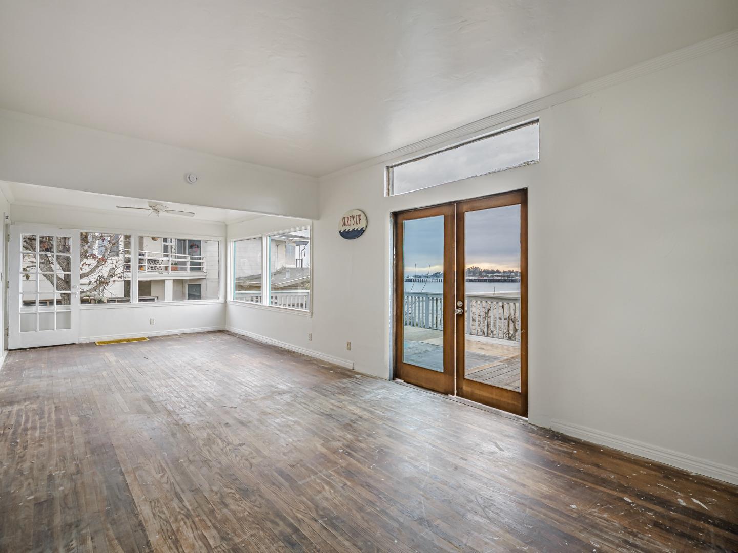 1130 East Cliff Drive
