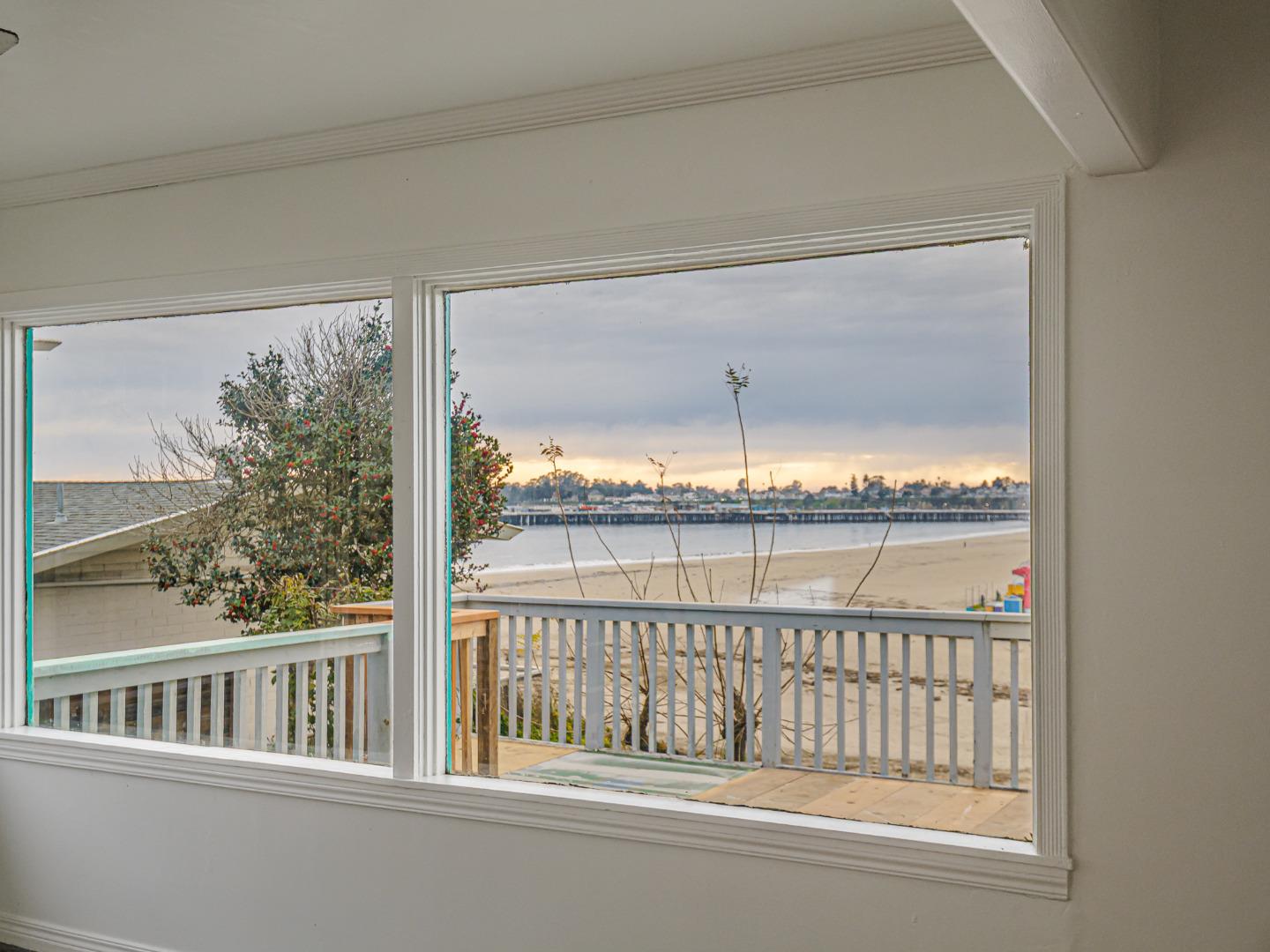 1130 East Cliff Drive