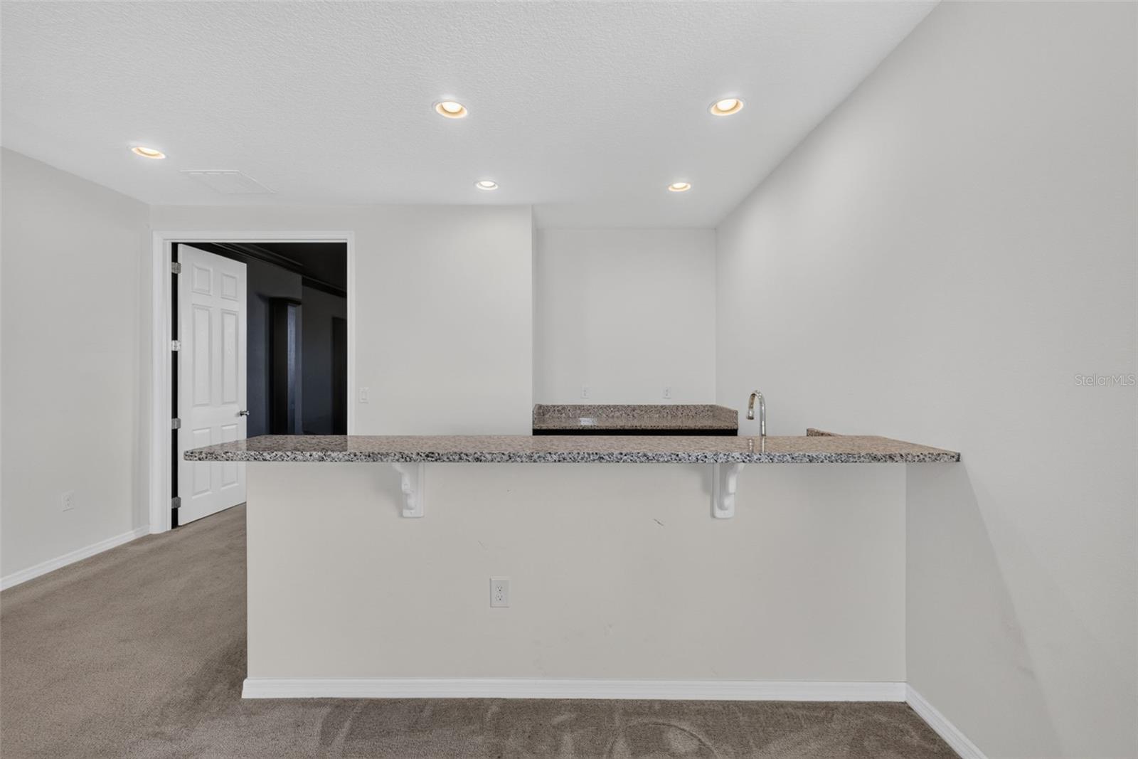 2468 VERDE VIEW DR