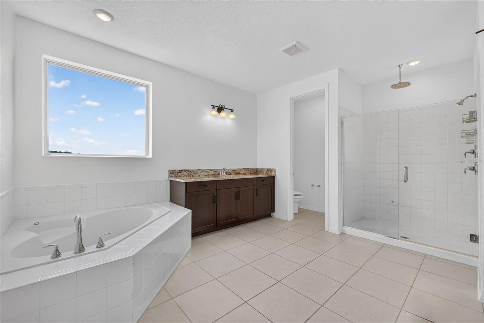 2468 VERDE VIEW DR