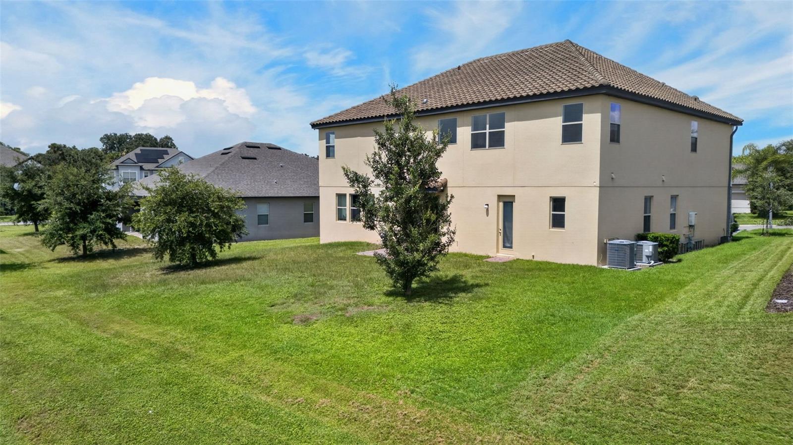 2468 VERDE VIEW DR