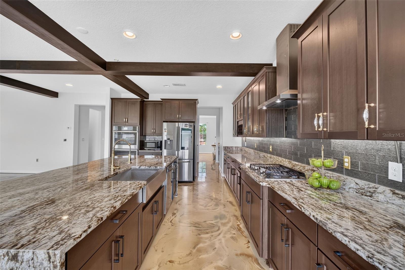 2468 VERDE VIEW DR