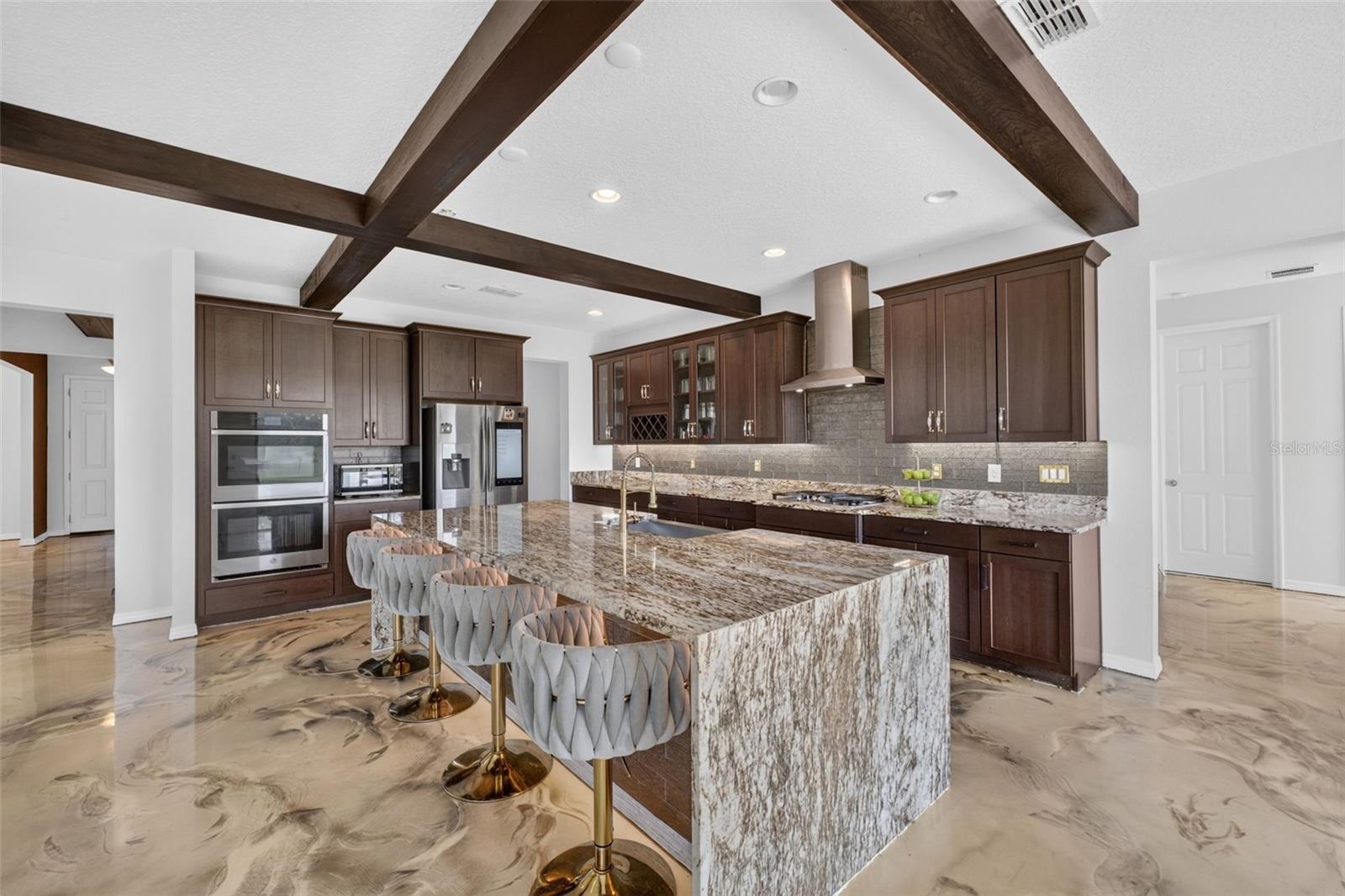2468 VERDE VIEW DR