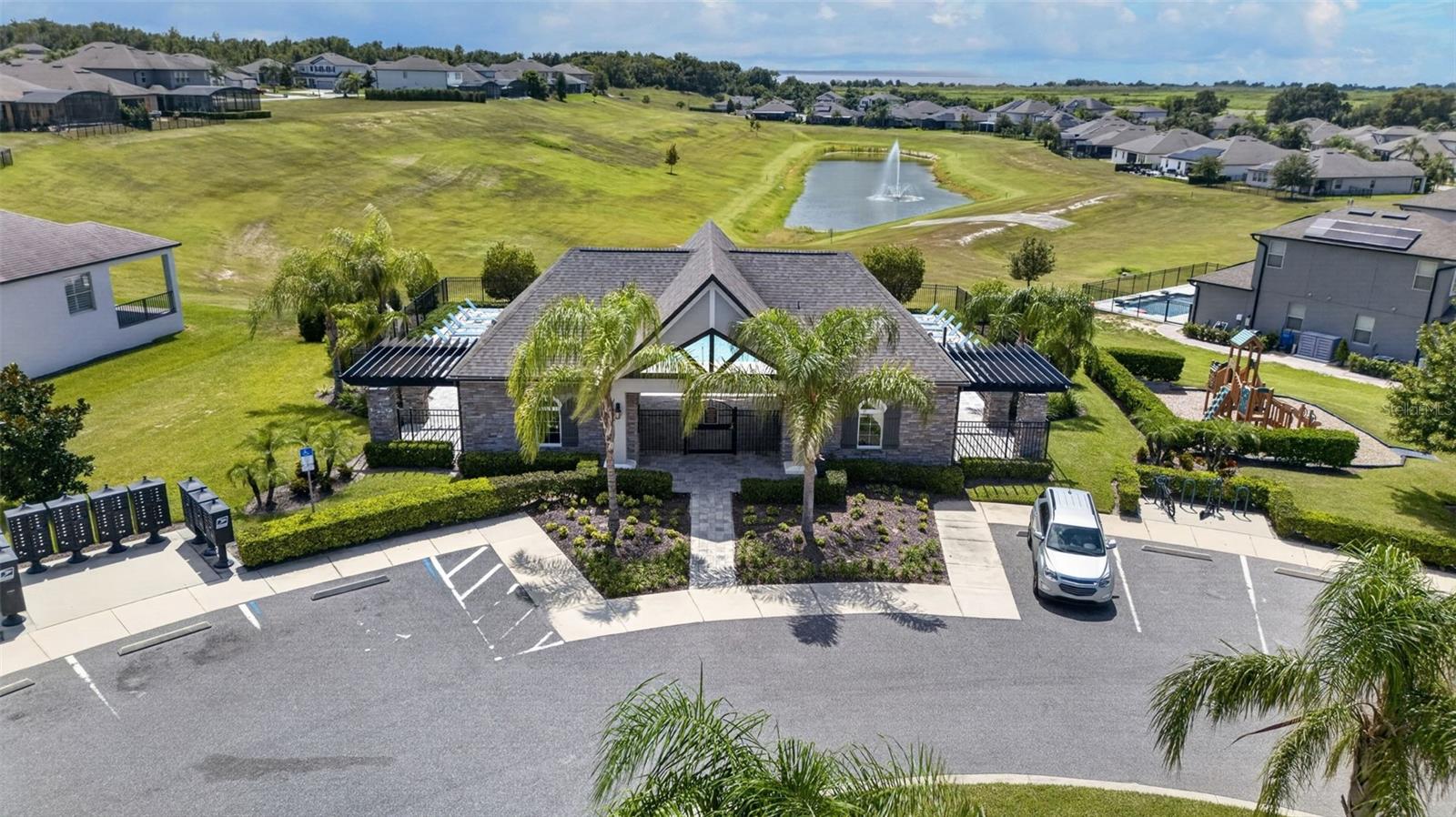 2468 VERDE VIEW DR