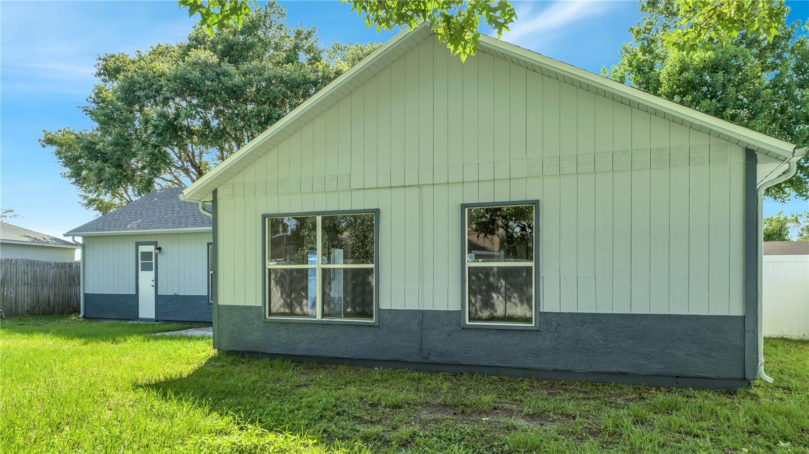 525 CARLSBAD DRIVE