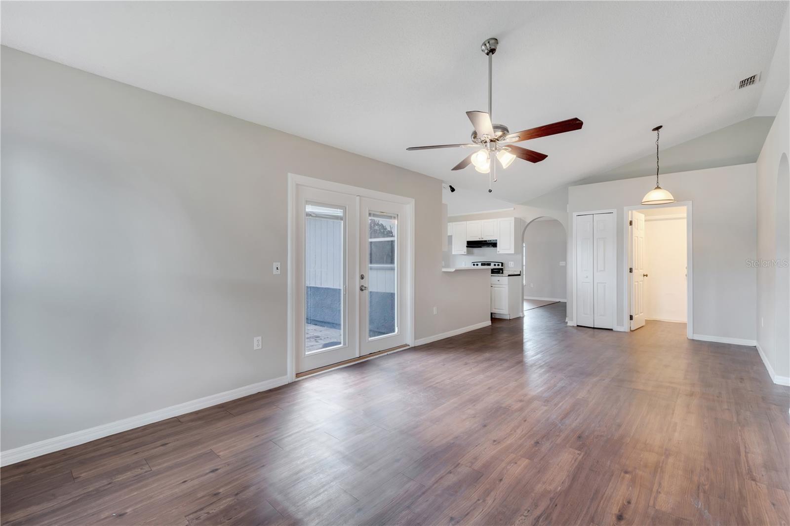 525 CARLSBAD DRIVE