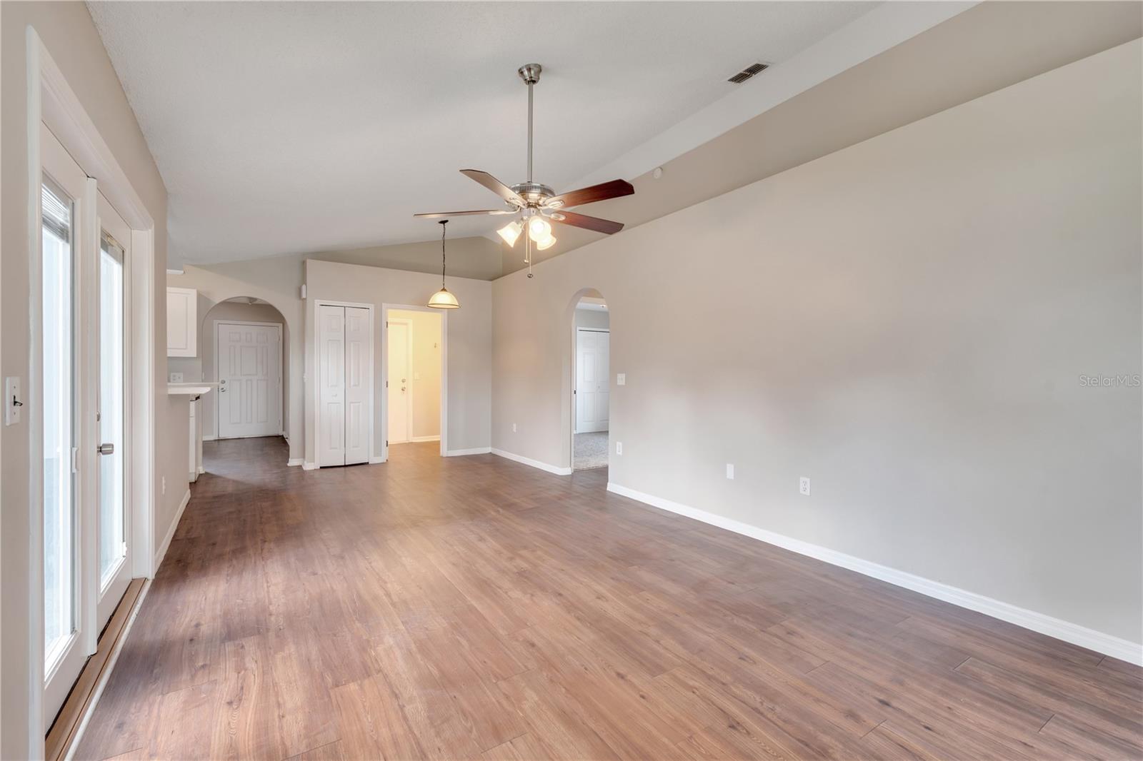 525 CARLSBAD DRIVE