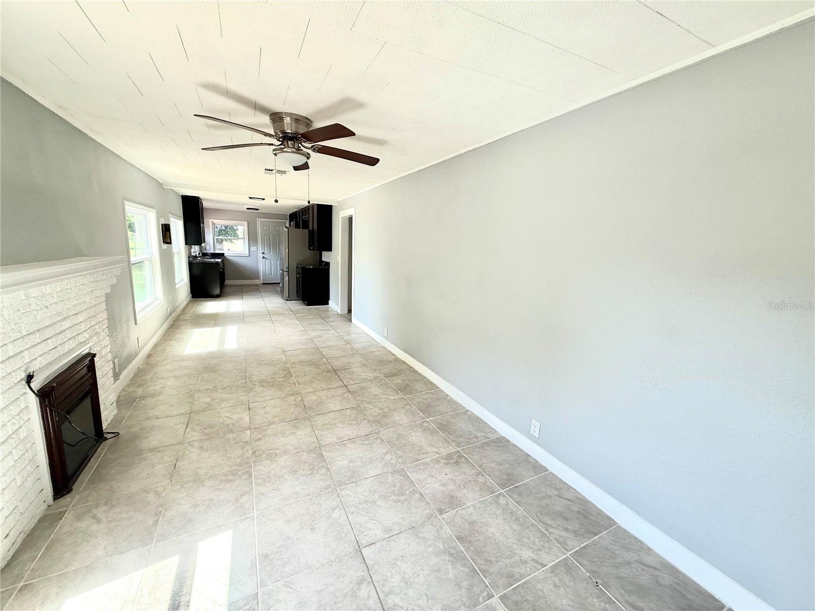 6100 SKOKIE RD