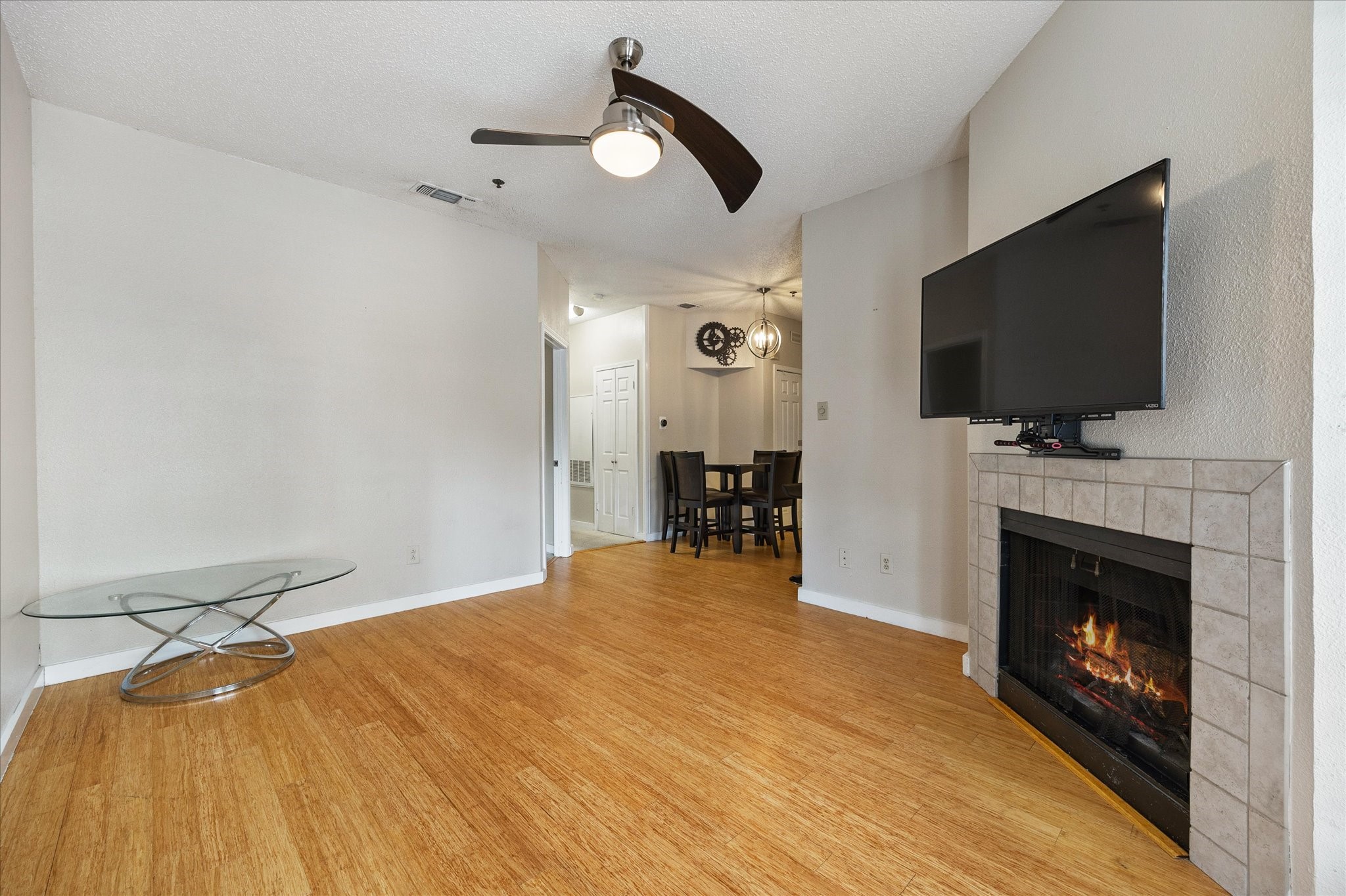 4800 W Lovers Lane 208