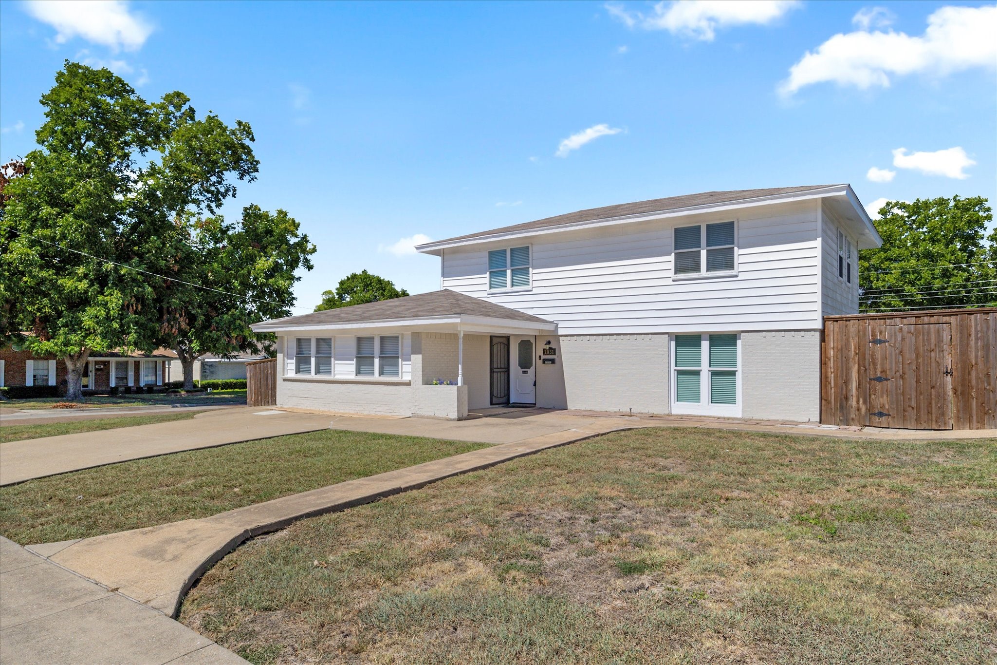 2831 Greenhill Drive