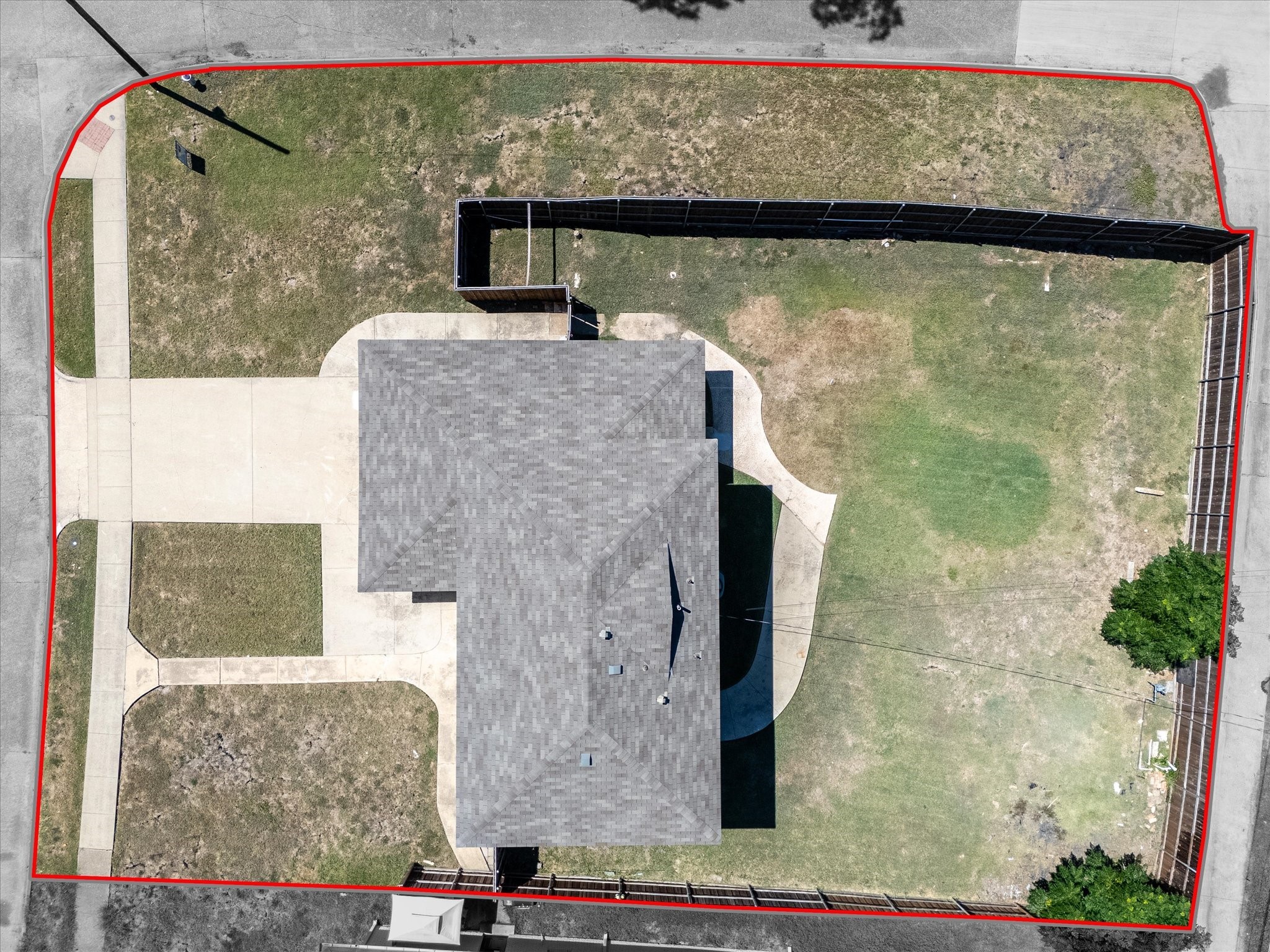 2831 Greenhill Drive