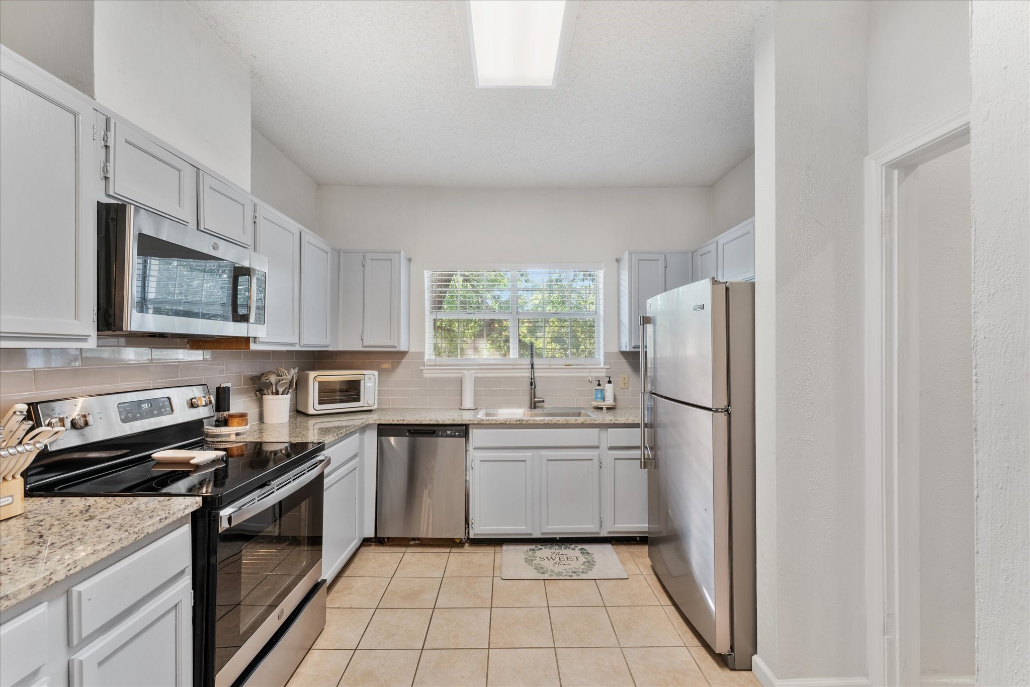 5310 Keller Springs Road 623