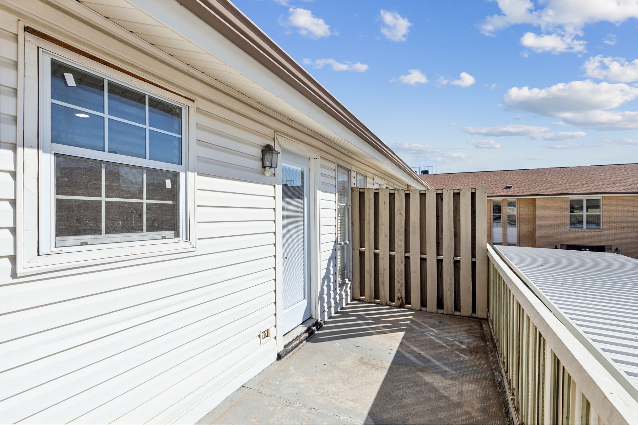 5086 Matilda Street 216