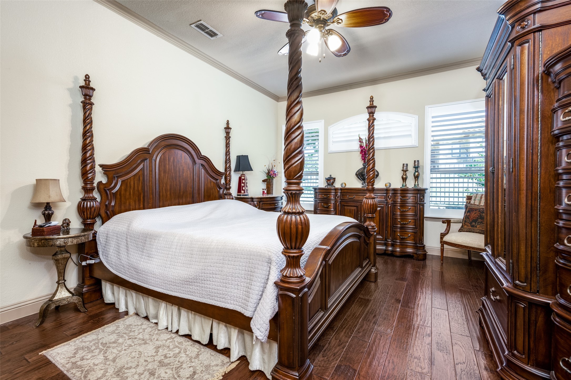 2901 Bella Lago Drive