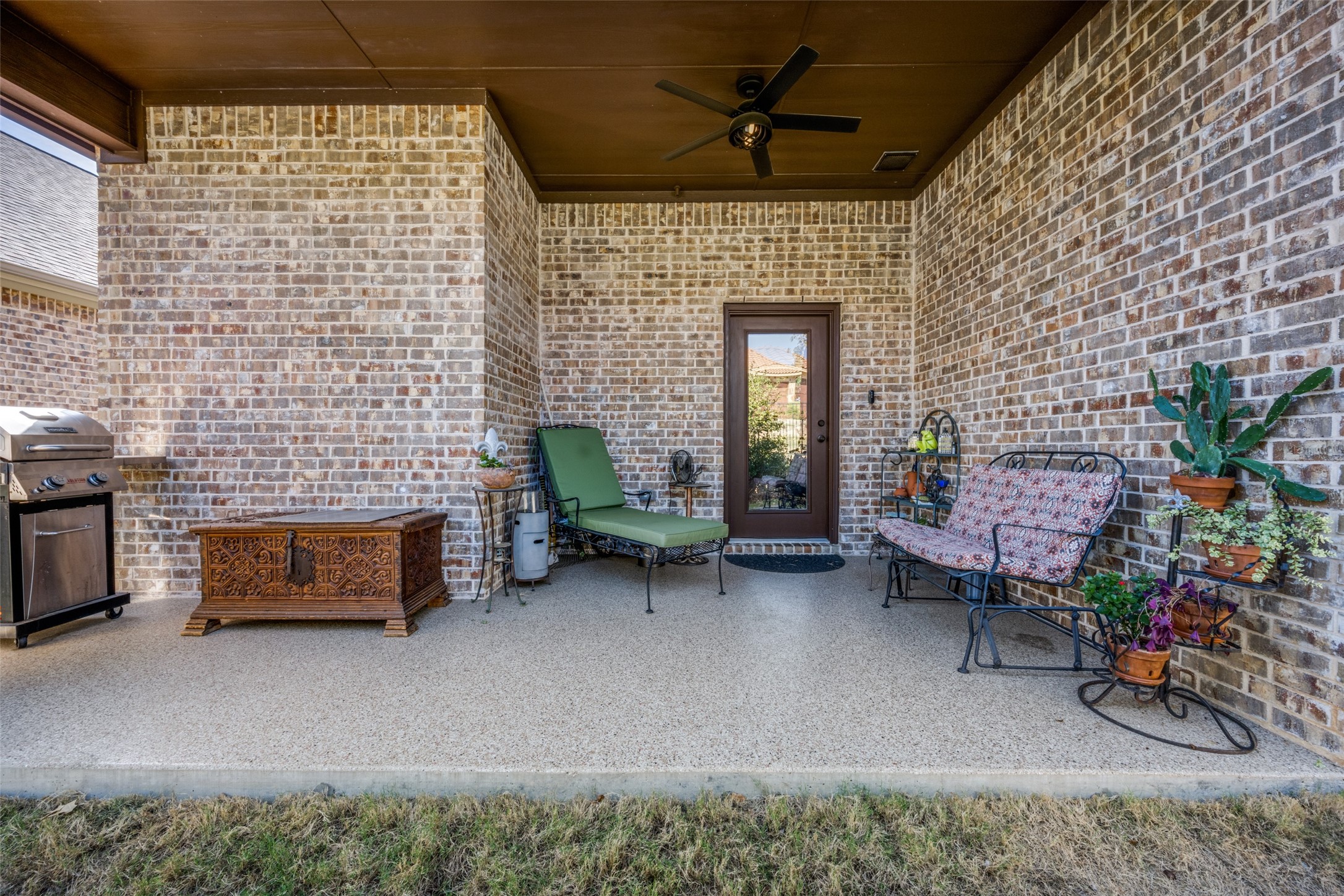 2901 Bella Lago Drive