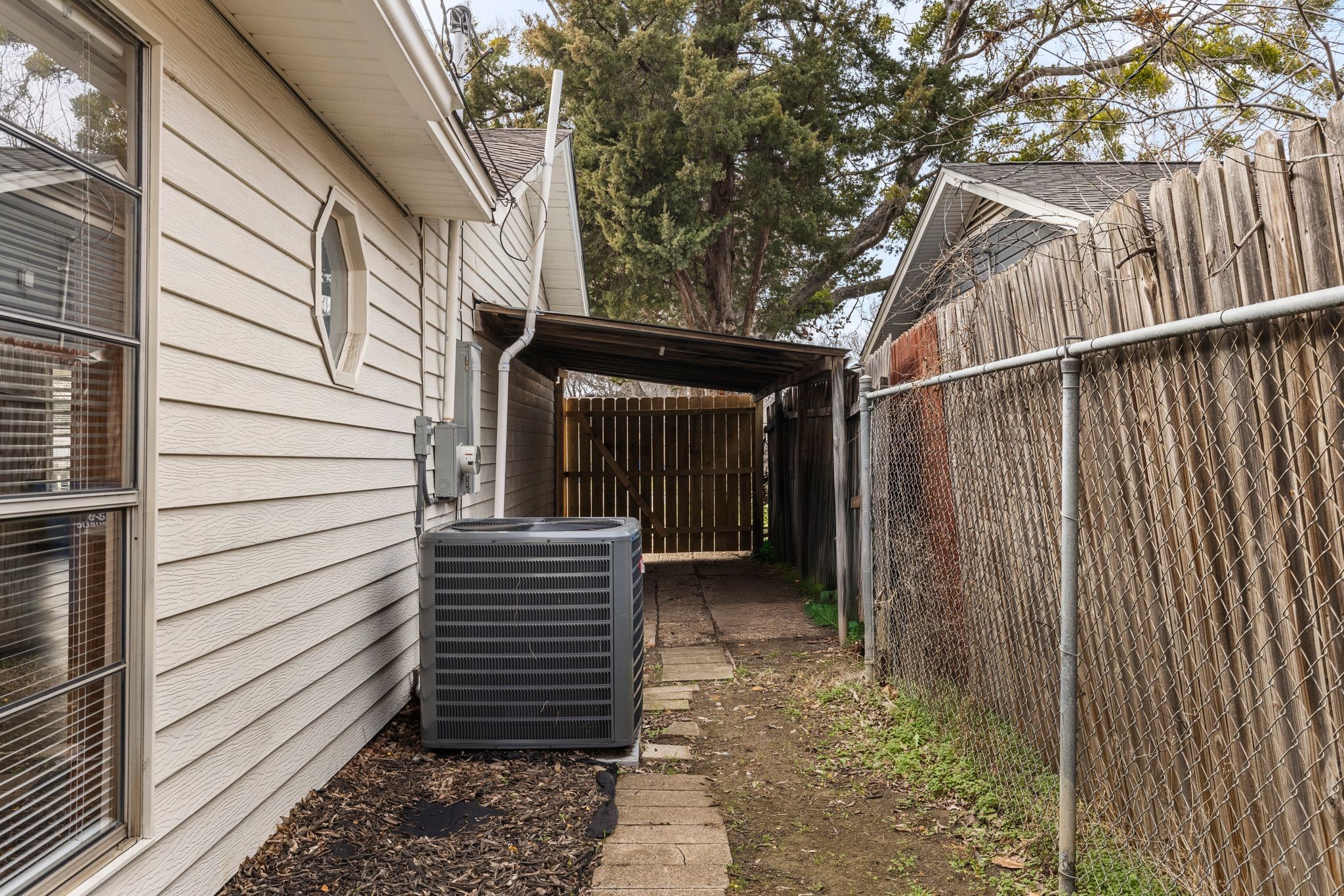 1099 Easy Street