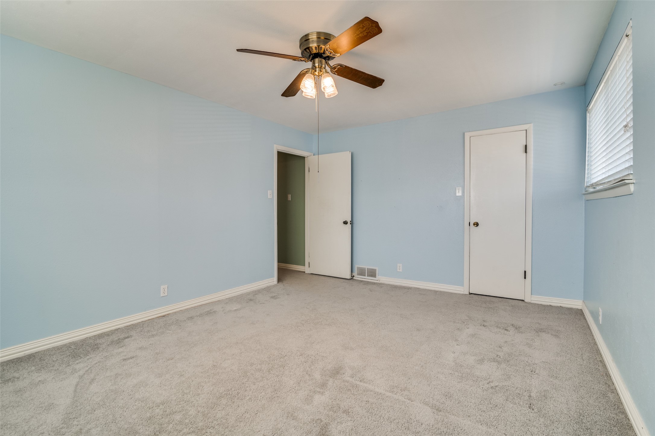 549 Summit Drive