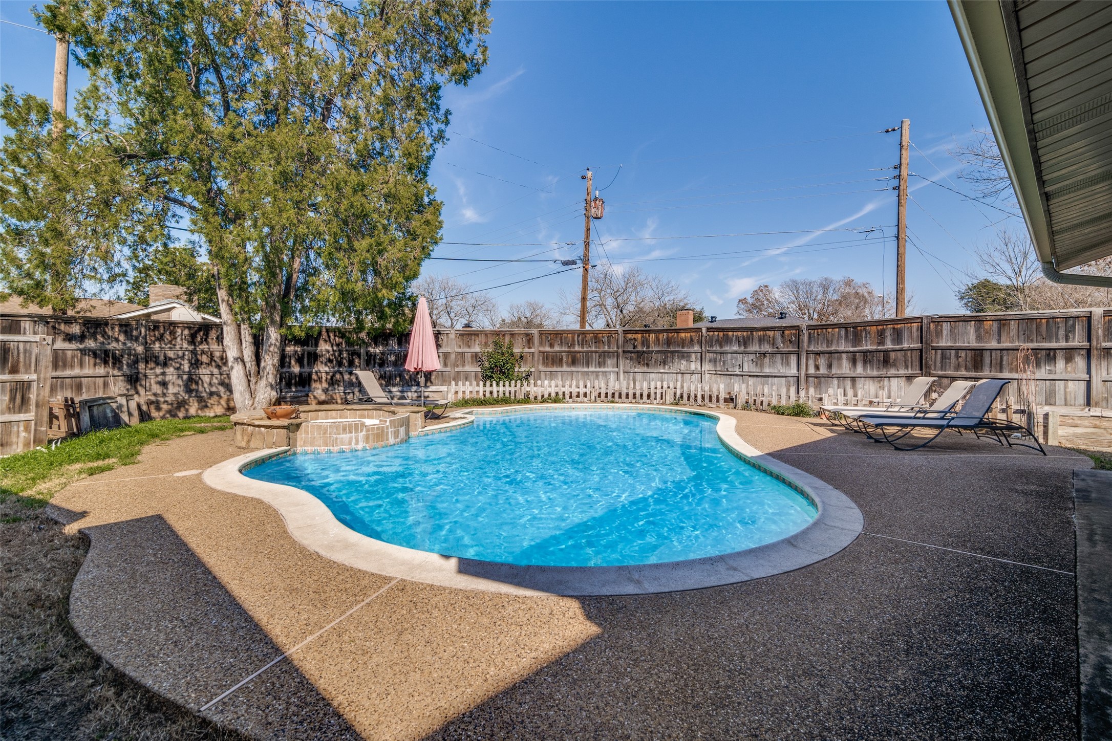 549 Summit Drive