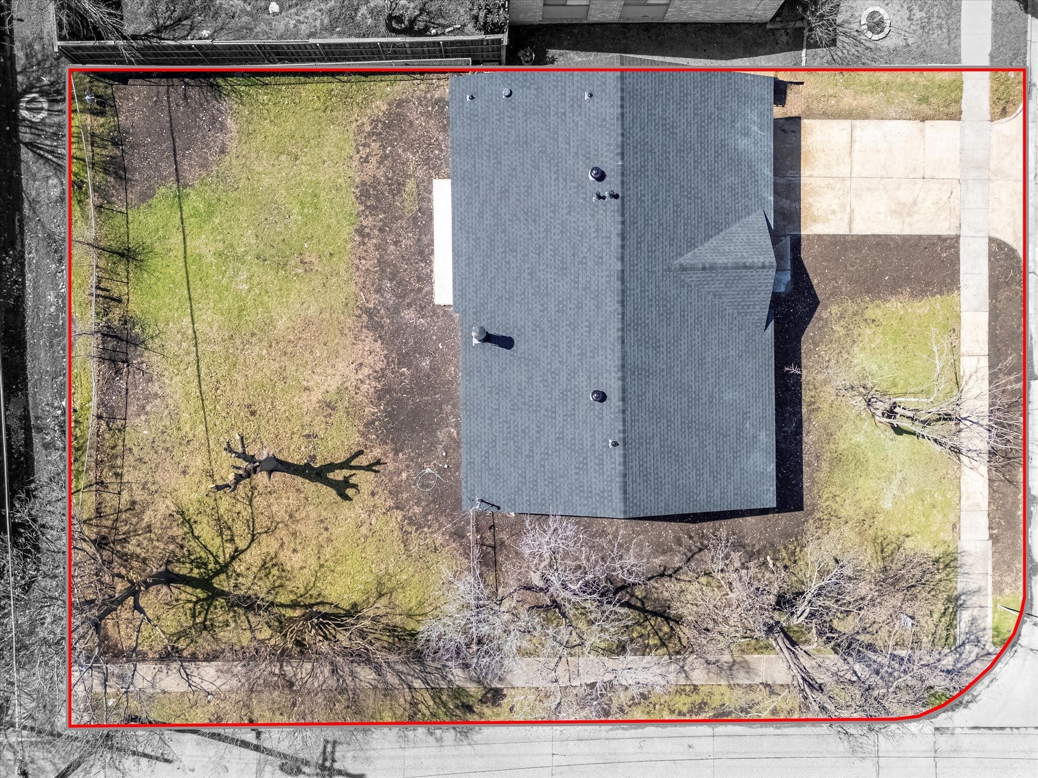 3202 Lariat Lane
