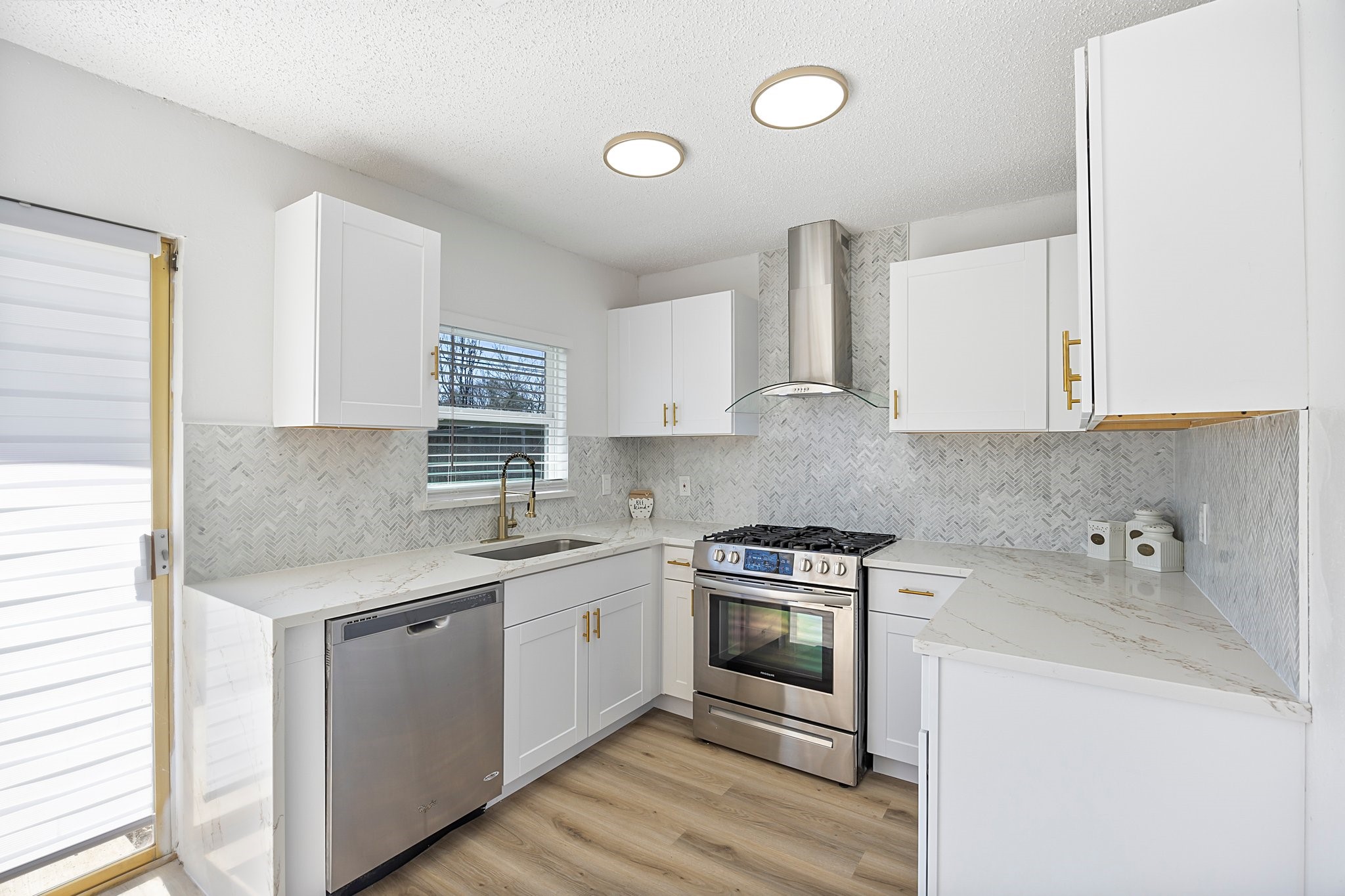 3202 Lariat Lane