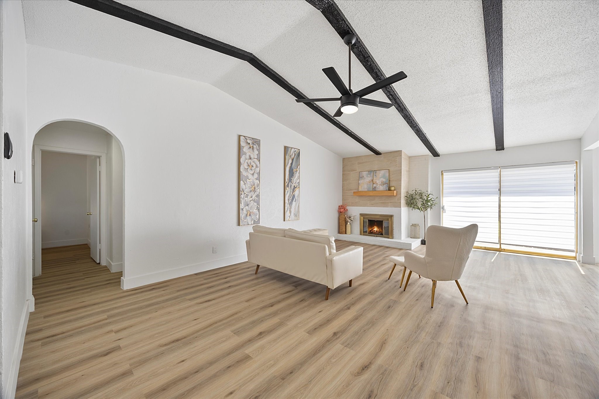 3202 Lariat Lane
