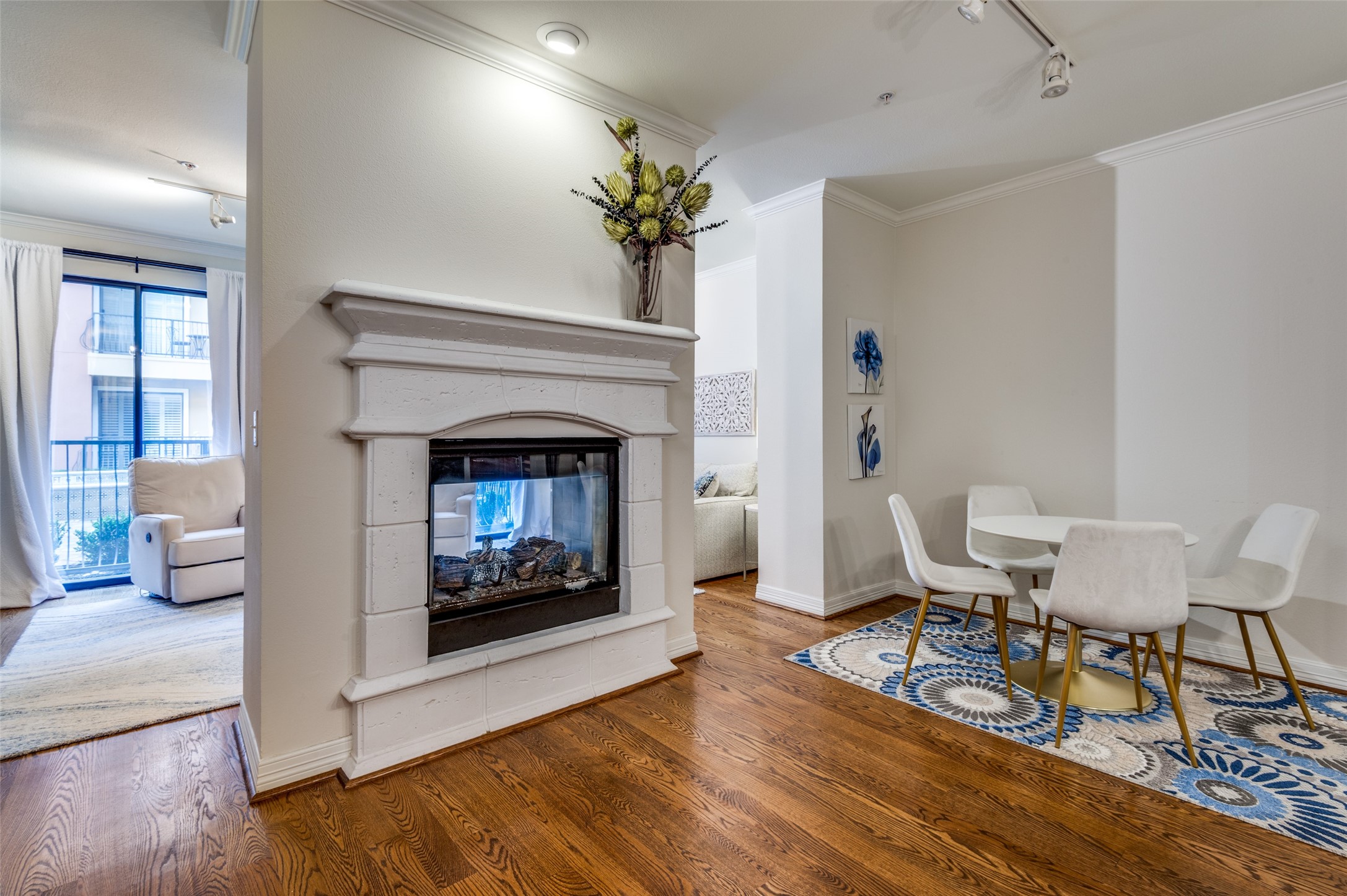 8616 Turtle Creek Boulevard 206