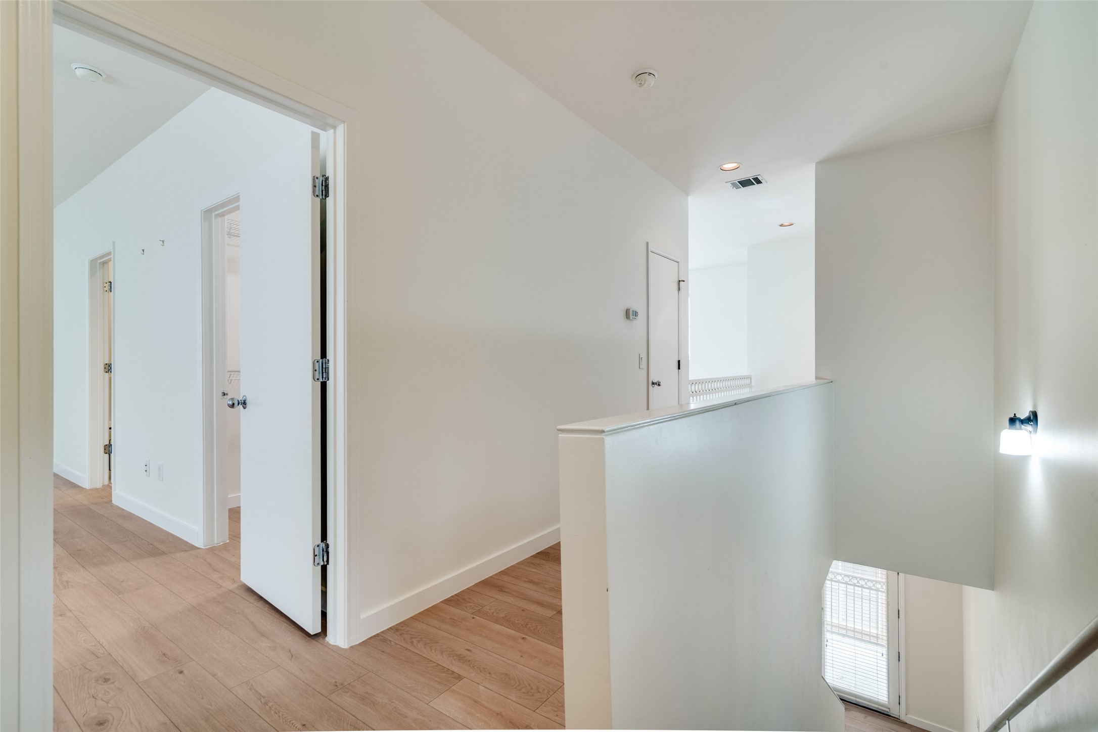 3251 Cambrick Street 13