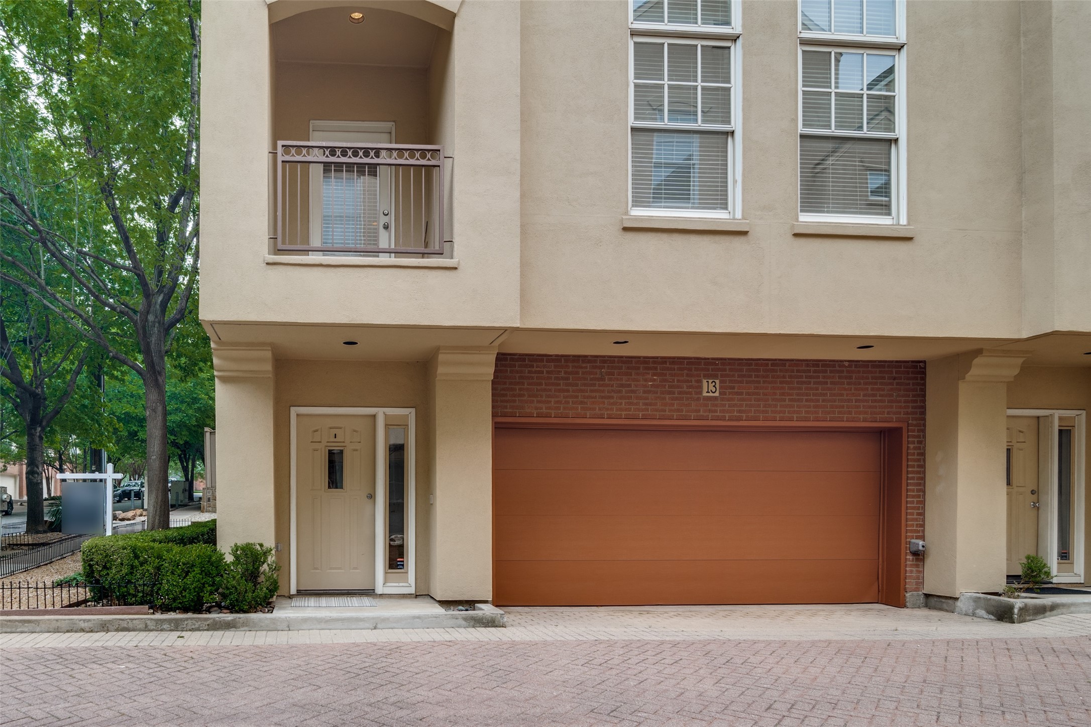 3251 Cambrick Street 13