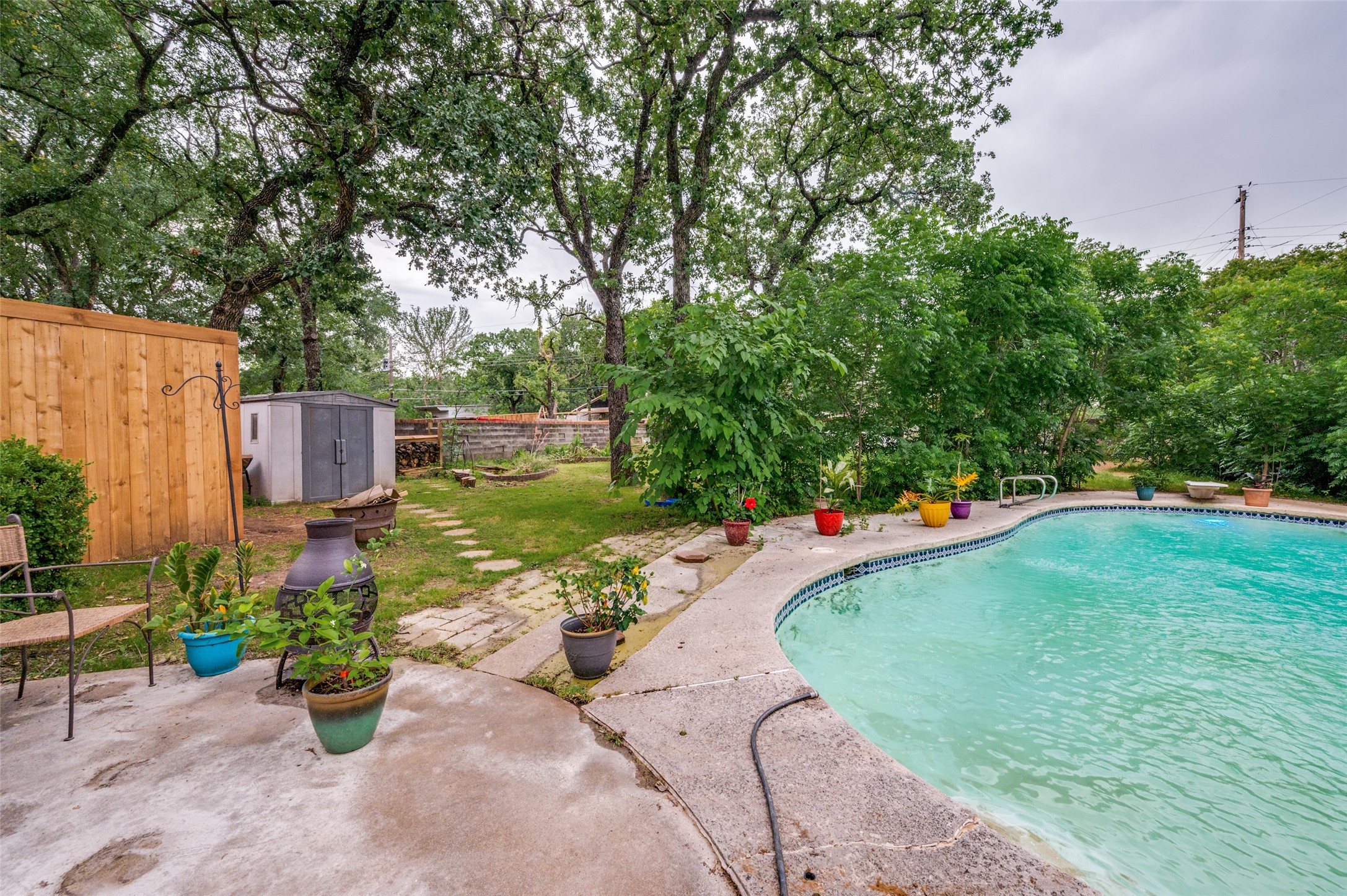 7037 Crabtree Lane