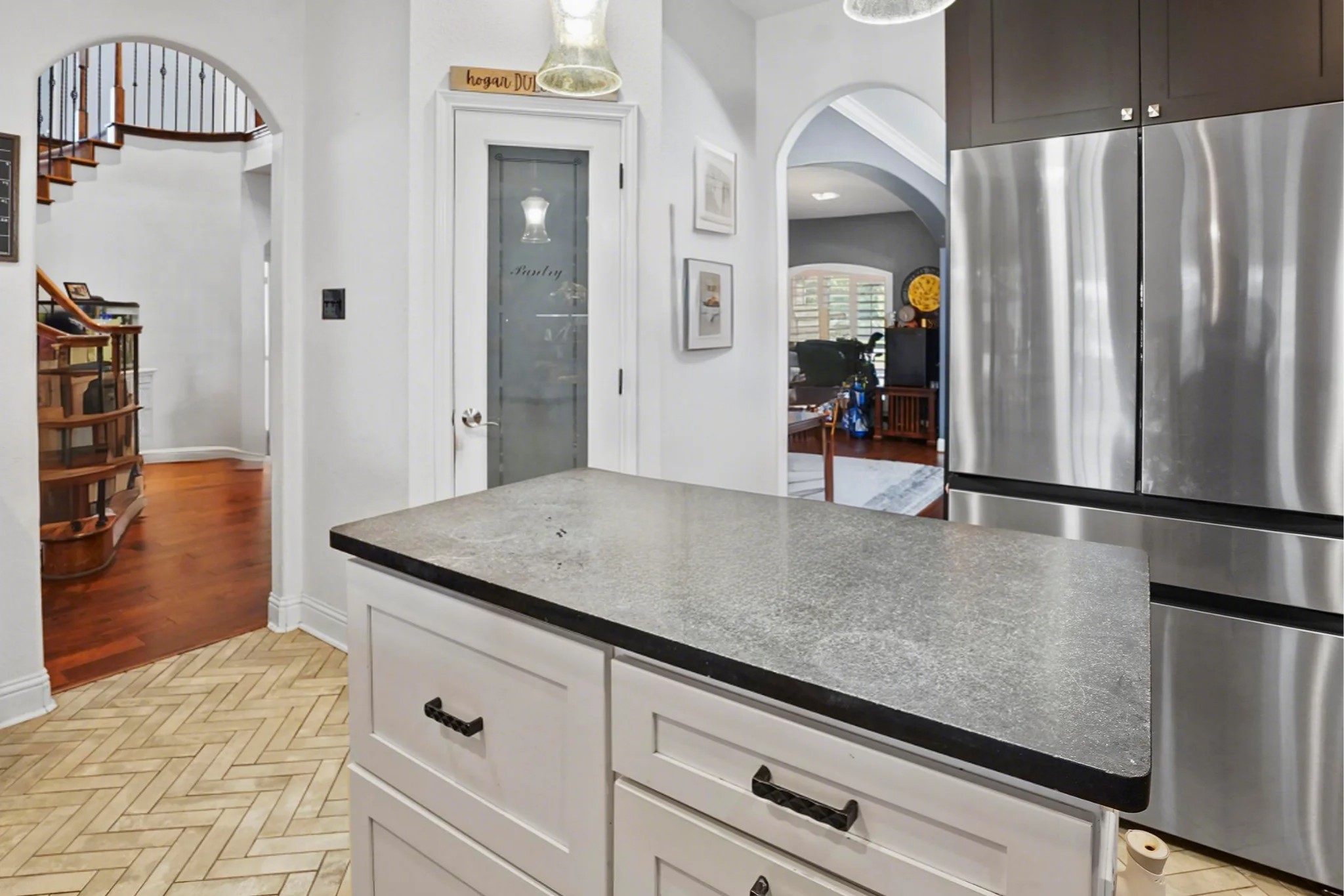 1549 Alamo Bell Way
